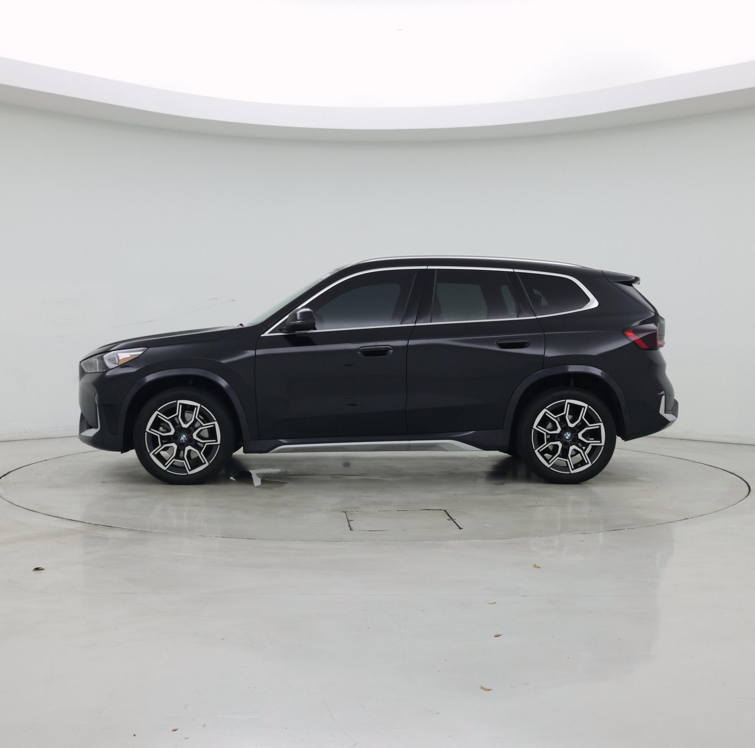 Thumbnail: 2025 BMW X1 - 3