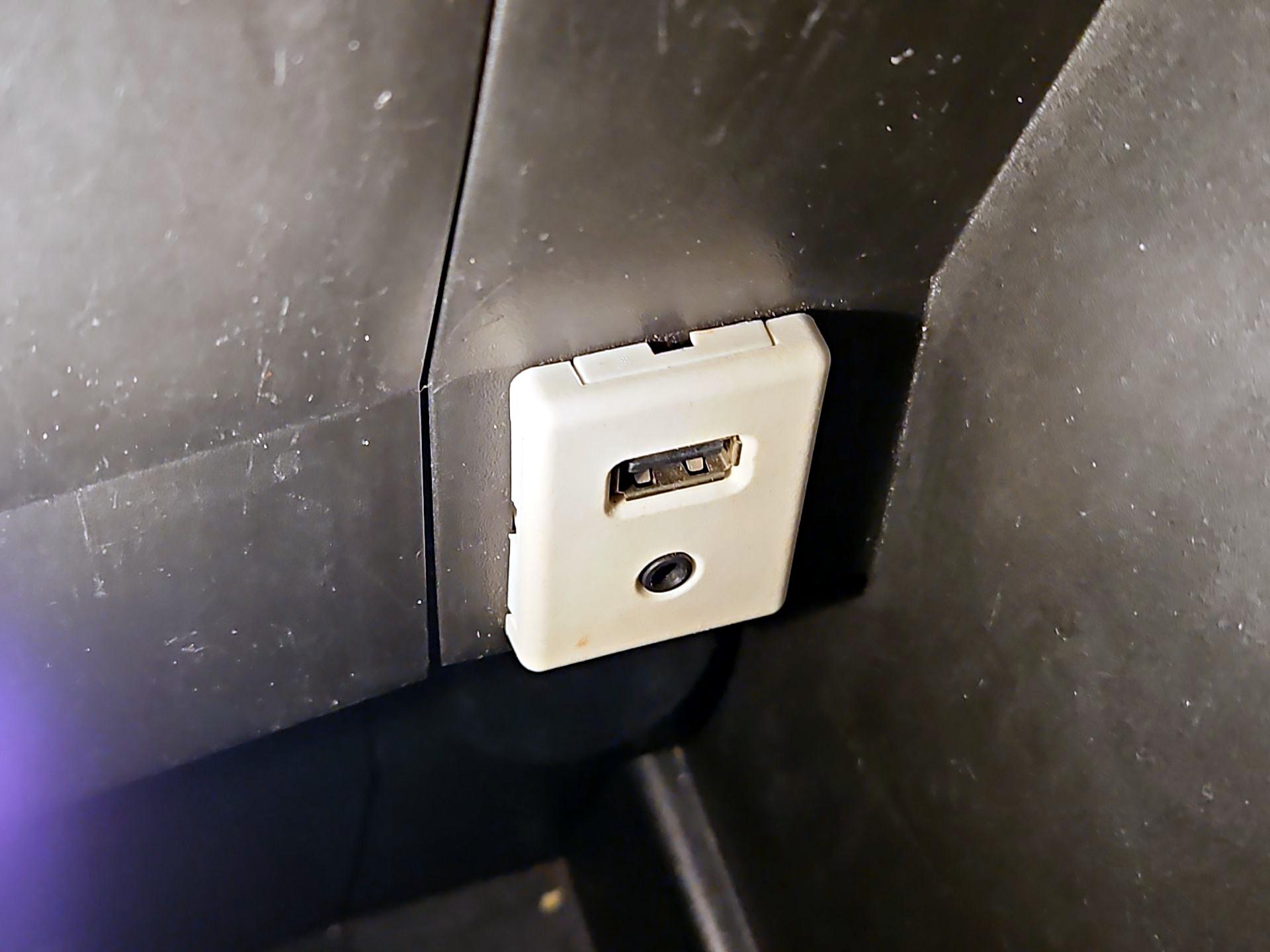 Thumbnail: 2017 Chevrolet Equinox - 17