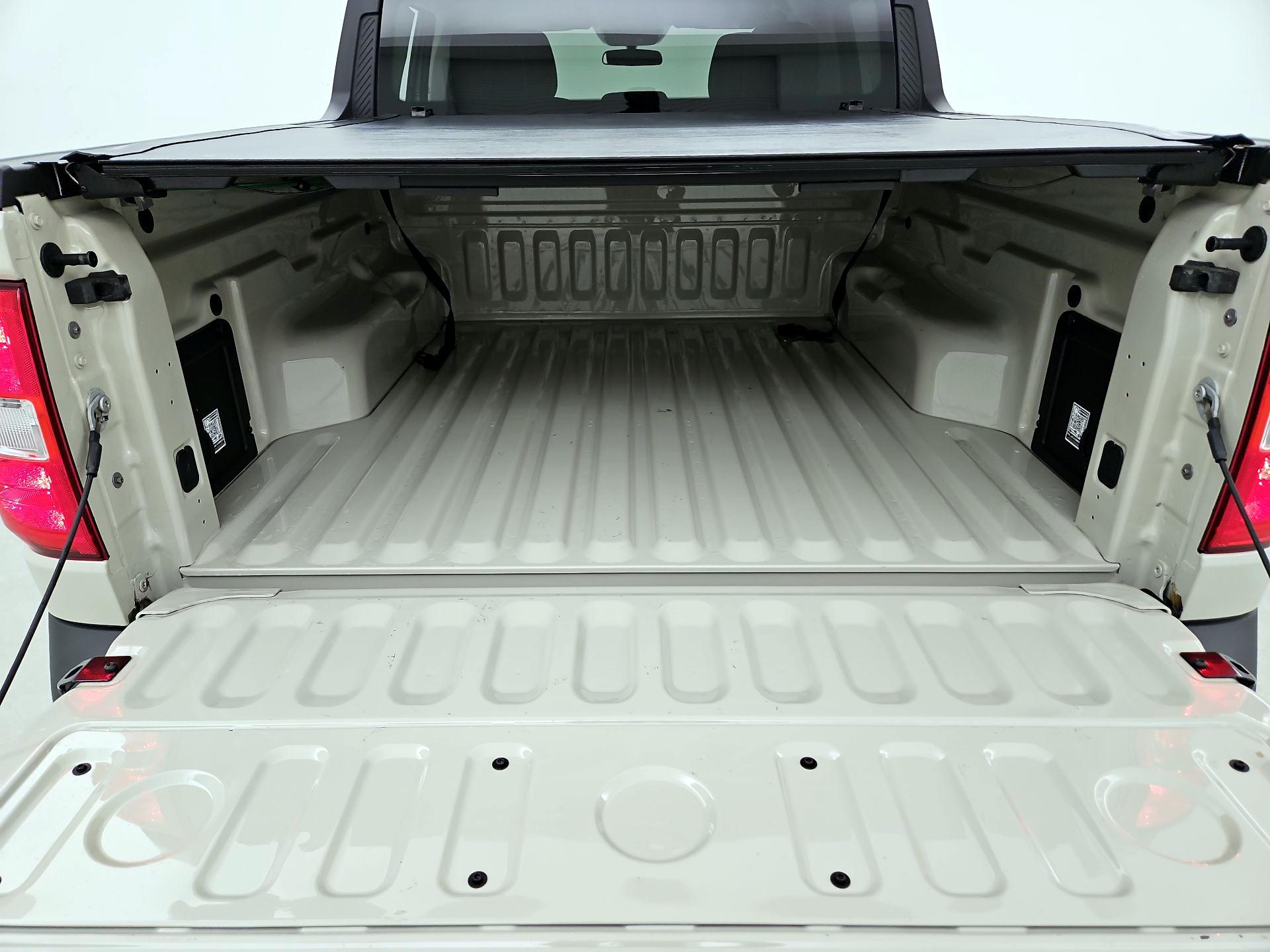 Thumbnail: 2025 Ford Maverick - 20