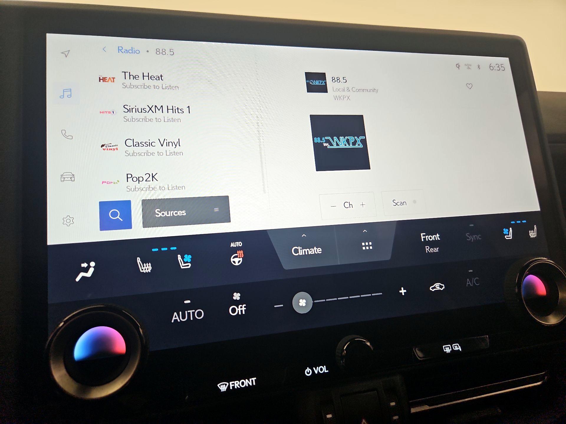 Thumbnail: 2024 Lexus GX - 15