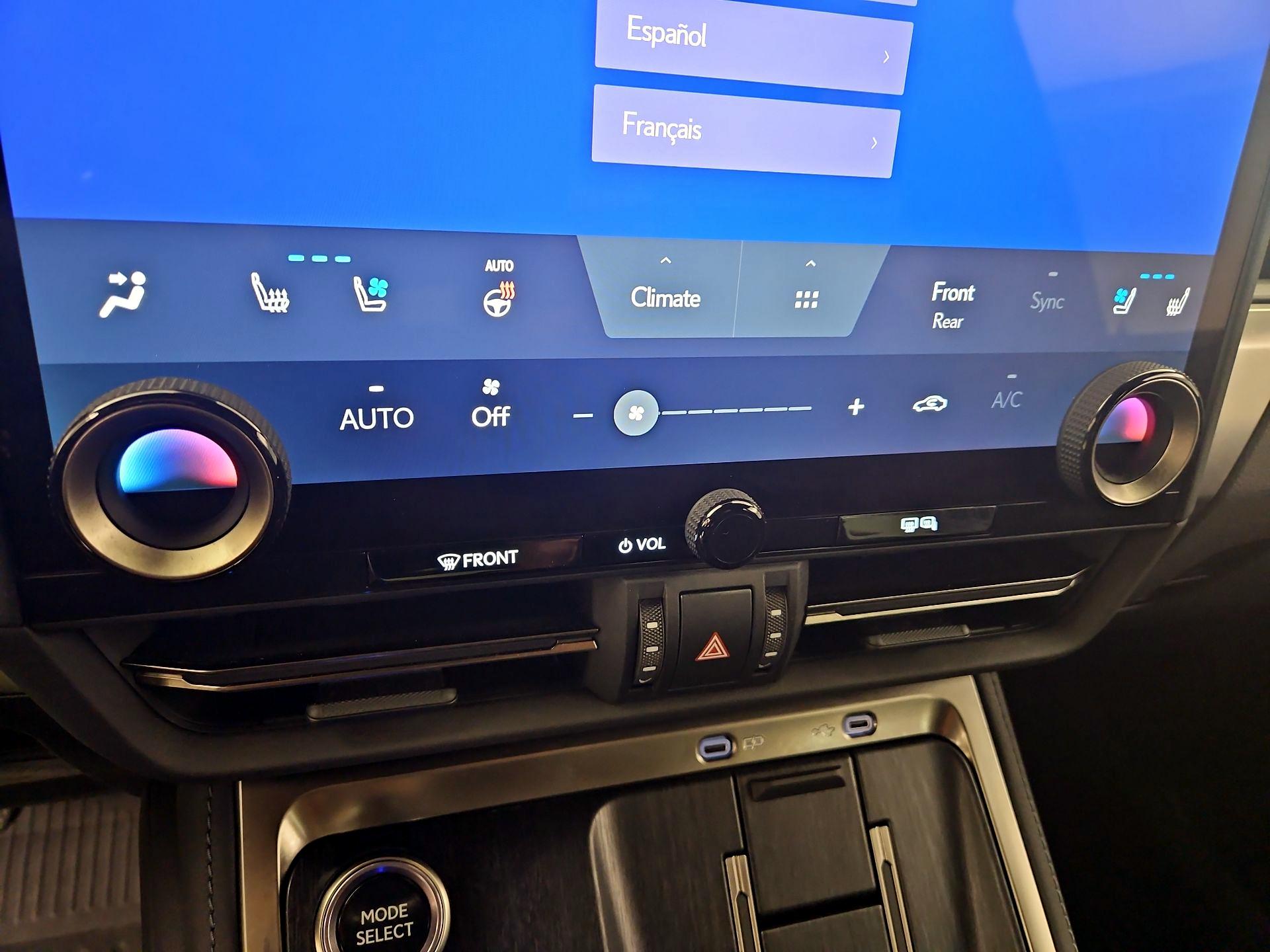 Thumbnail: 2024 Lexus GX - 16