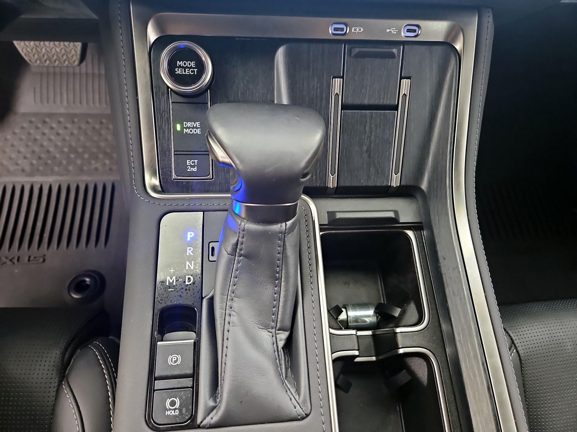 Thumbnail: 2024 Lexus GX - 17