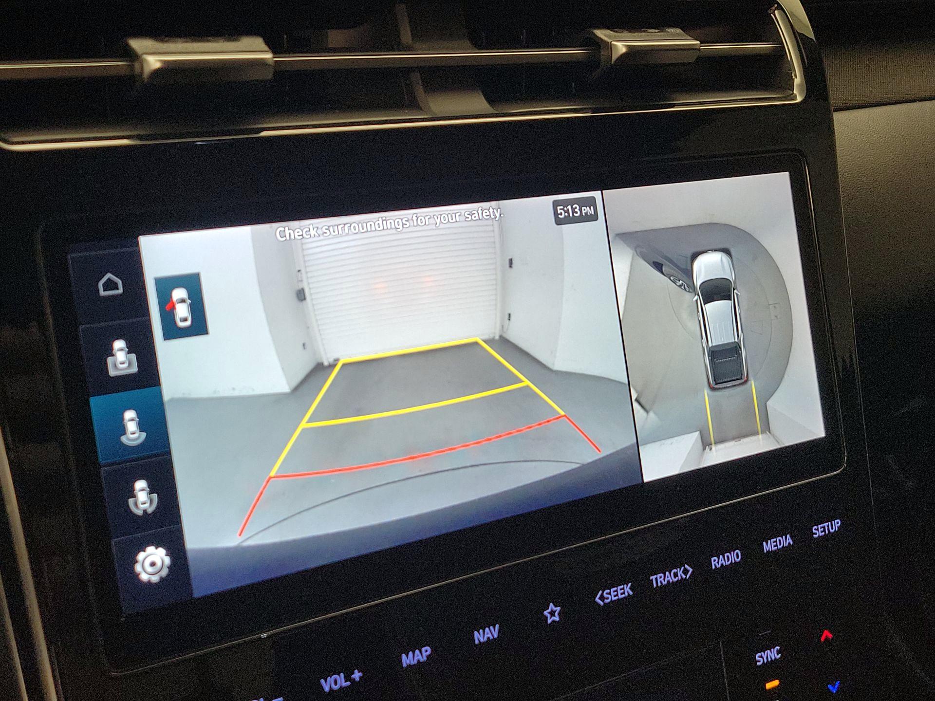 Thumbnail: 2023 Hyundai Santa Cruz - 15