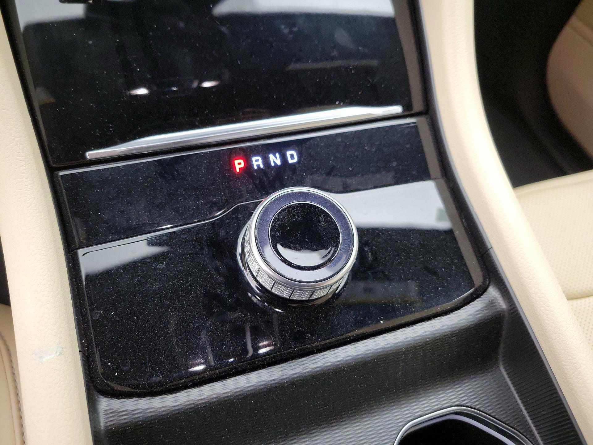 Thumbnail: 2023 Jeep Grand Cherokee - 18