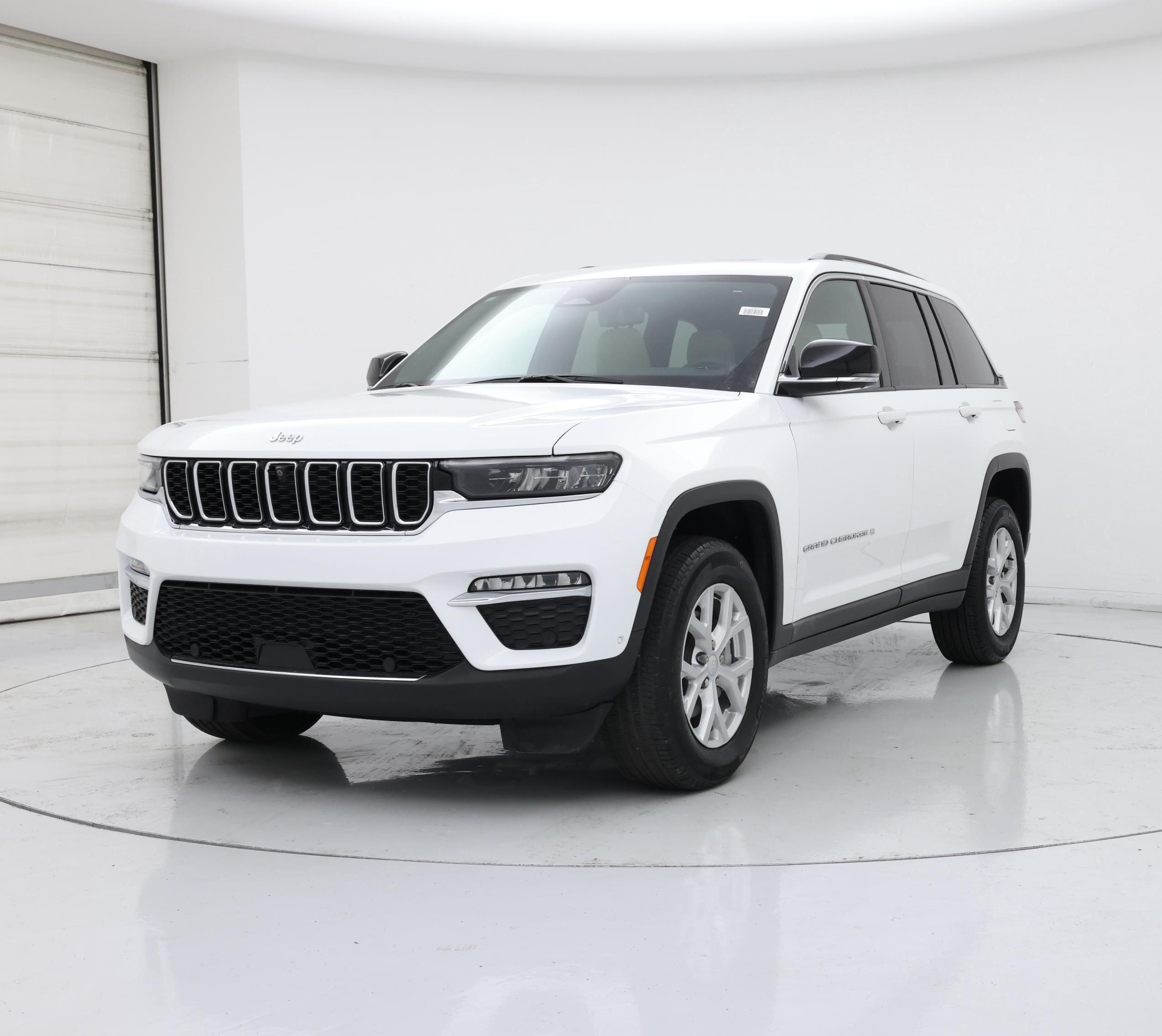 Thumbnail: 2023 Jeep Grand Cherokee - 4