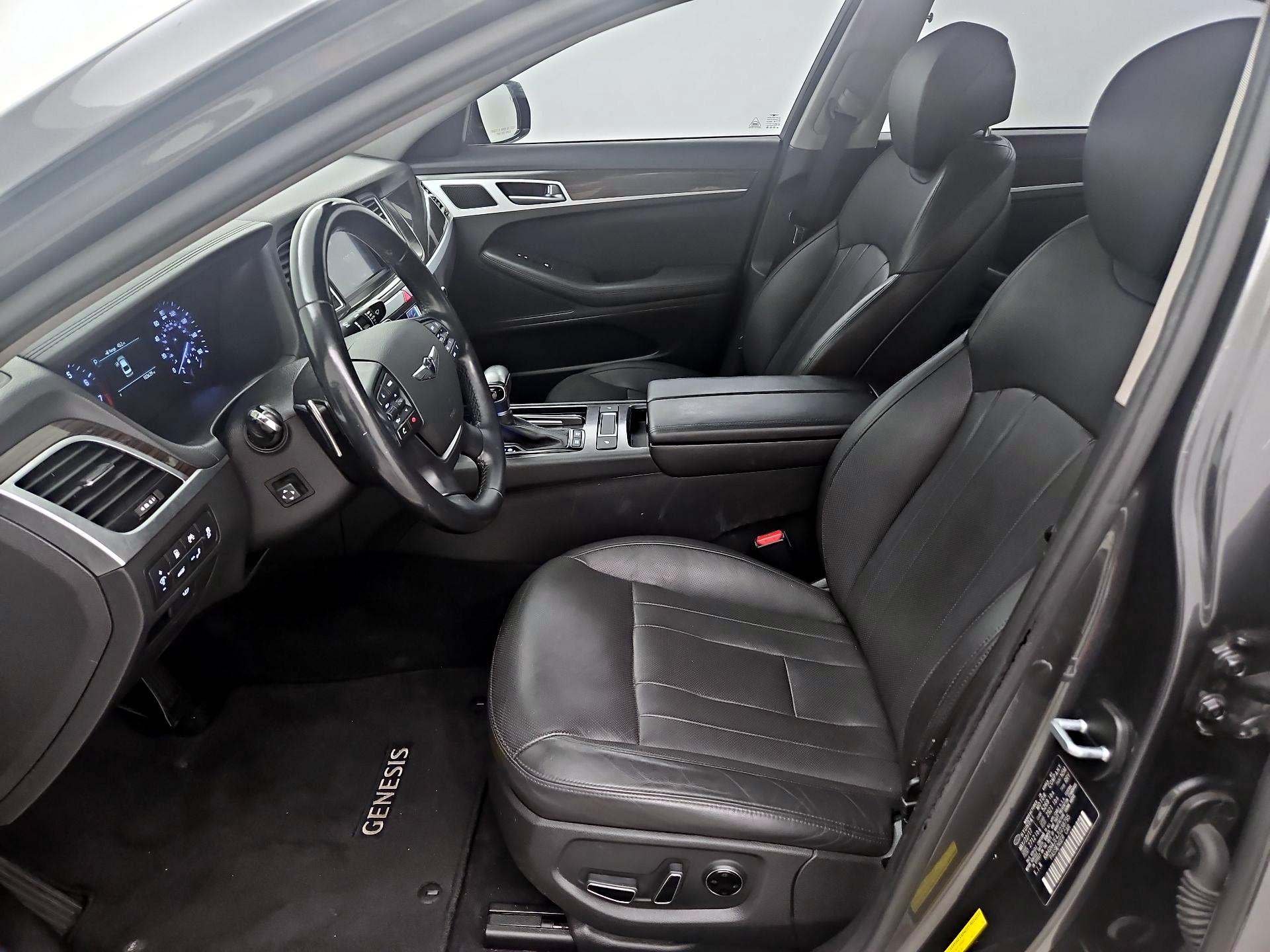 Thumbnail: 2018 Genesis G80 - 11