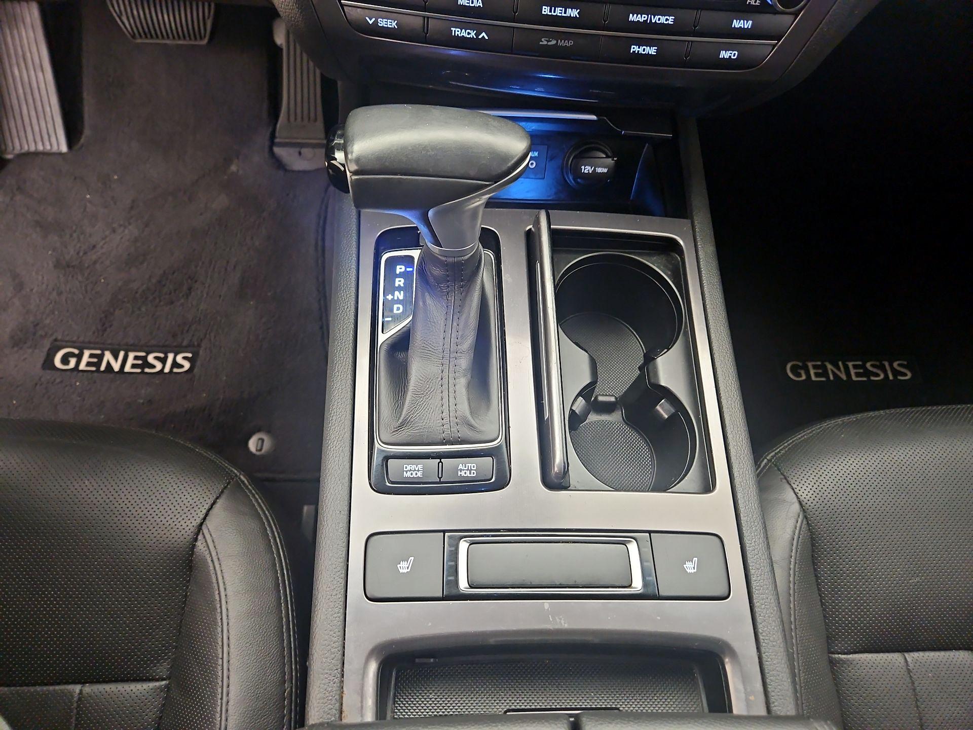 Thumbnail: 2018 Genesis G80 - 17