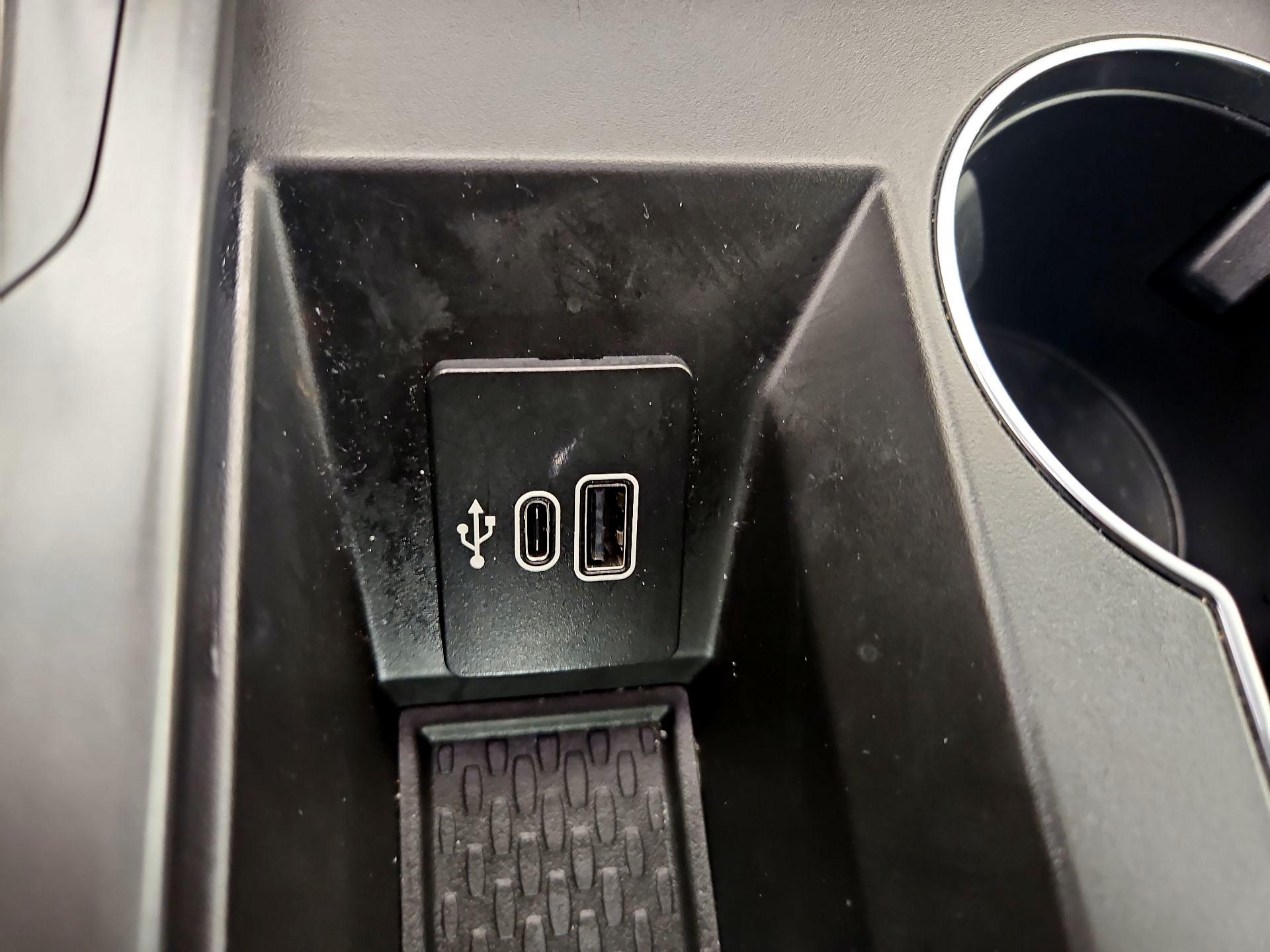 Thumbnail: 2024 Lincoln Nautilus - 19