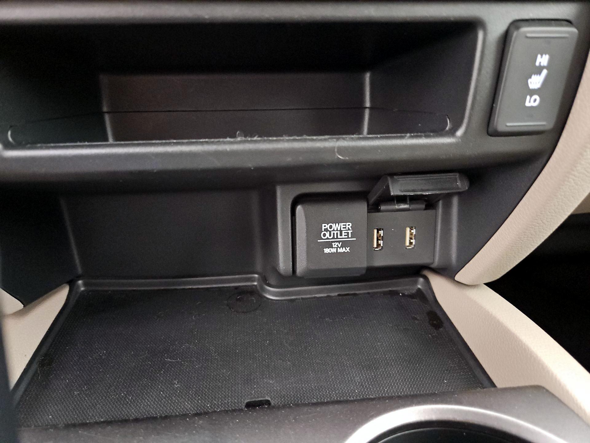 Thumbnail: 2017 Honda Pilot - 19