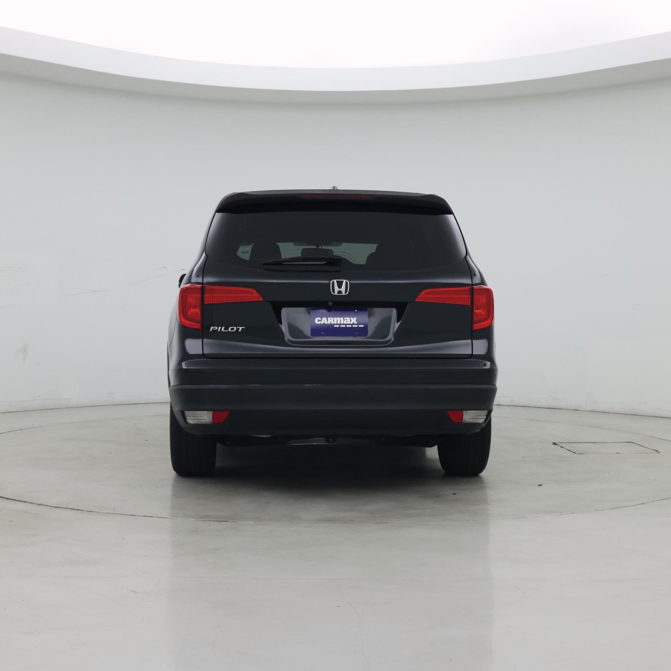 Thumbnail: 2017 Honda Pilot - 6