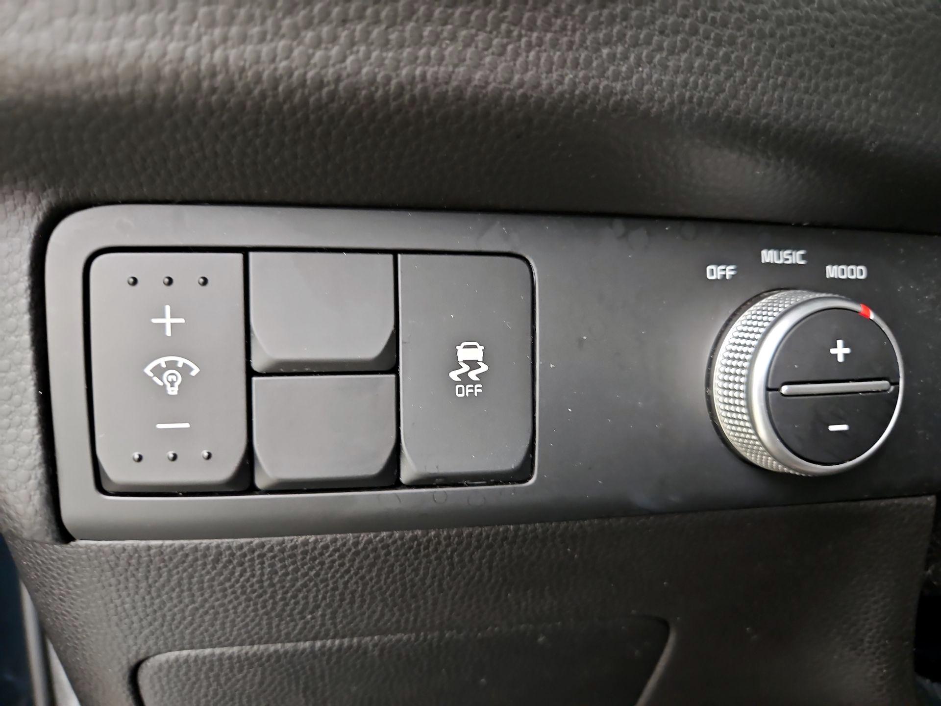 Thumbnail: 2018 Kia Soul - 13