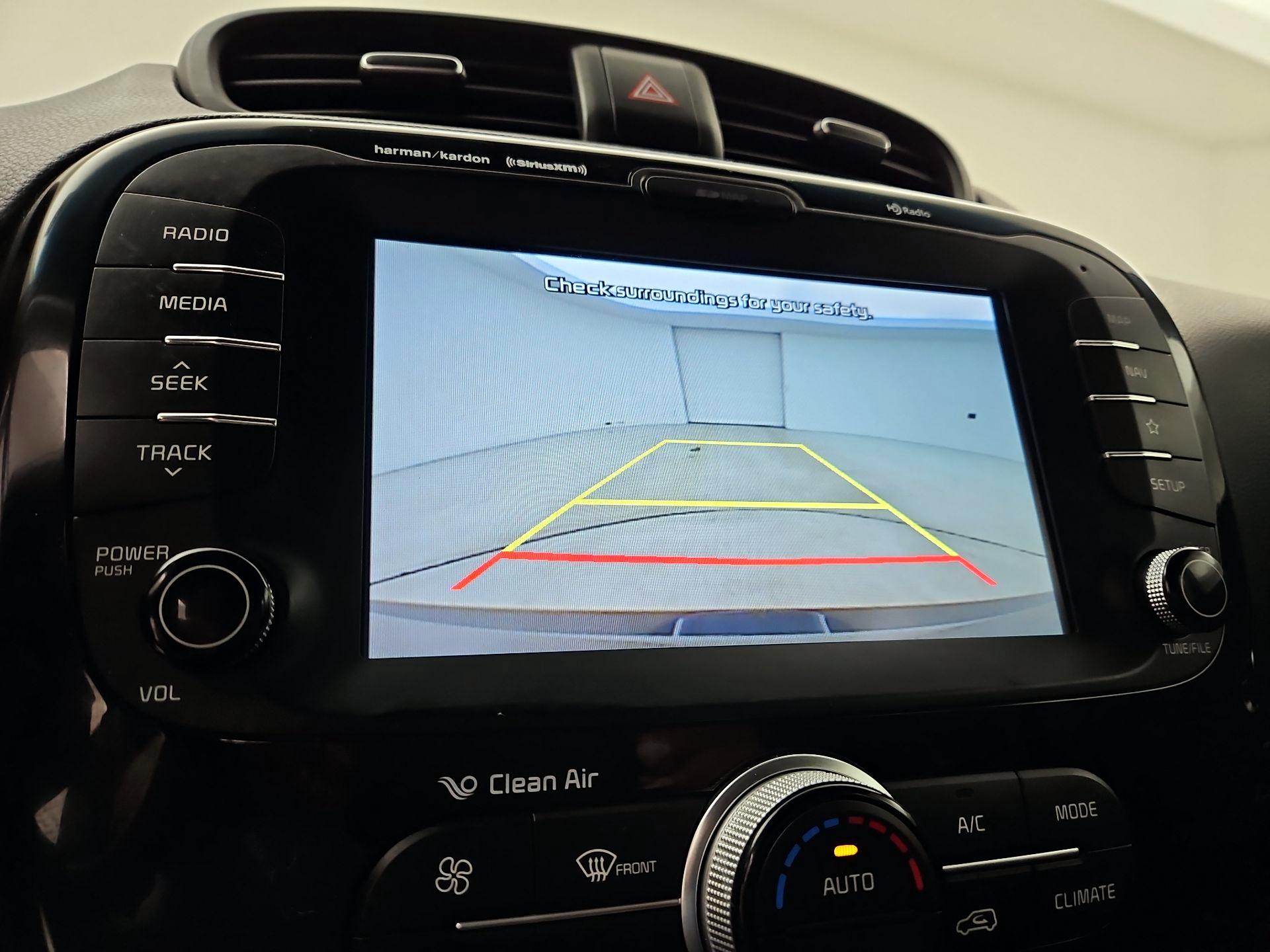 Thumbnail: 2018 Kia Soul - 15