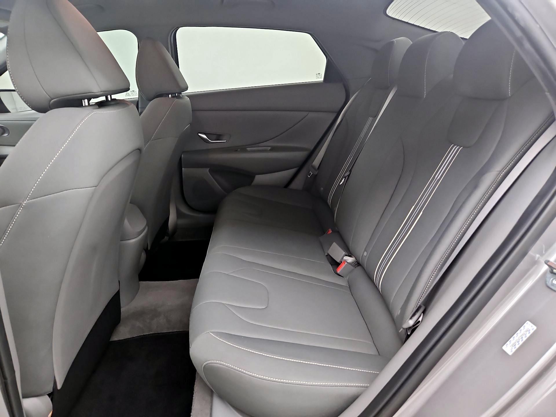 Thumbnail: 2023 Hyundai Elantra - 19