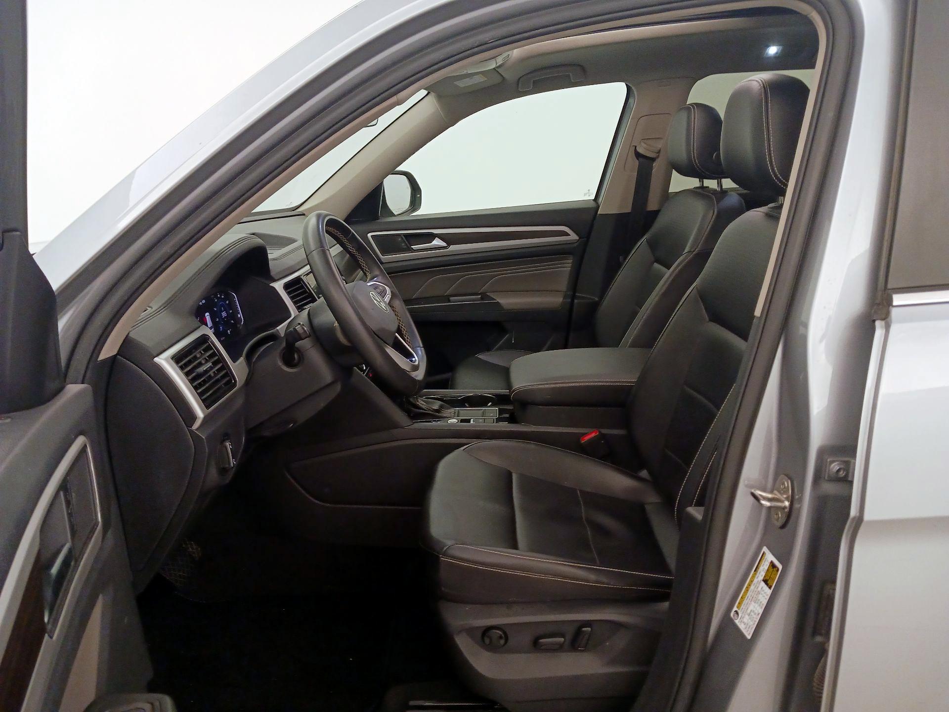 Thumbnail: 2022 Volkswagen Atlas - 11