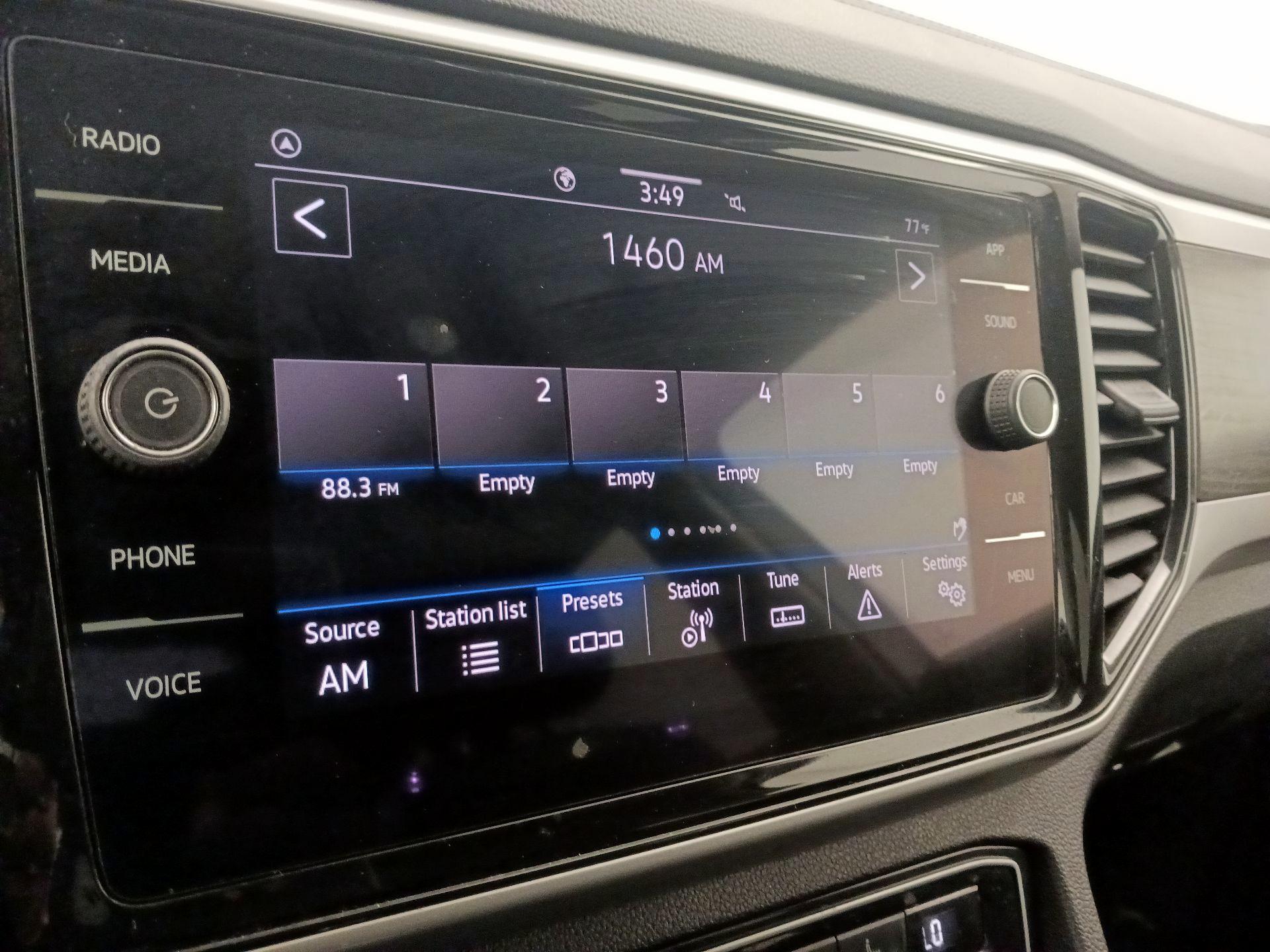 Thumbnail: 2022 Volkswagen Atlas - 15