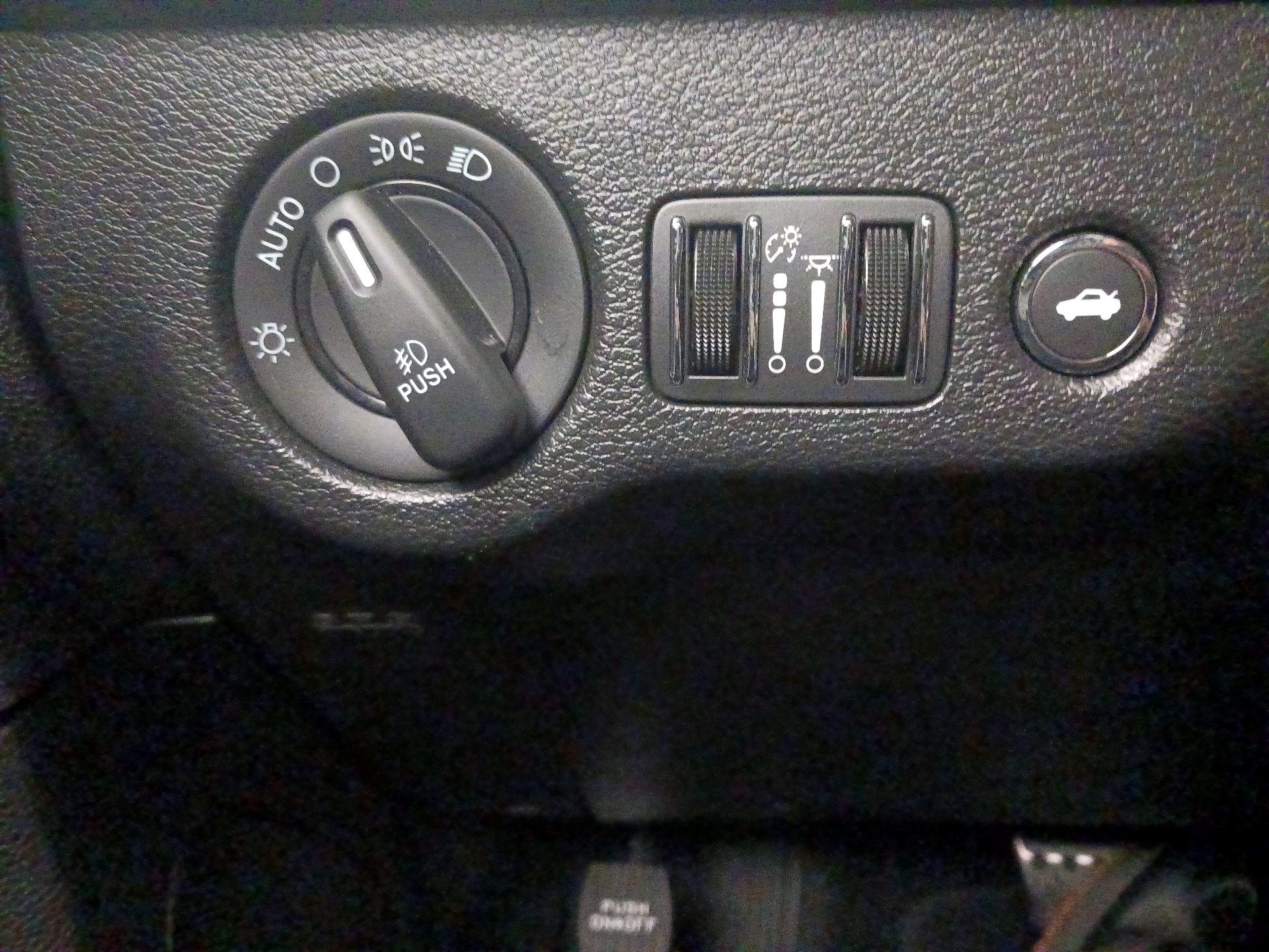 Thumbnail: 2021 Dodge Charger - 13