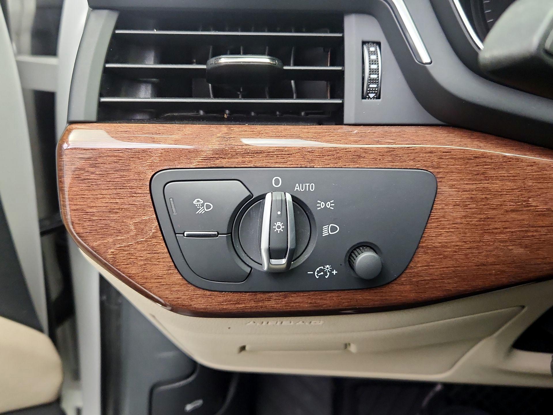 Thumbnail: 2020 Audi A4 - 13