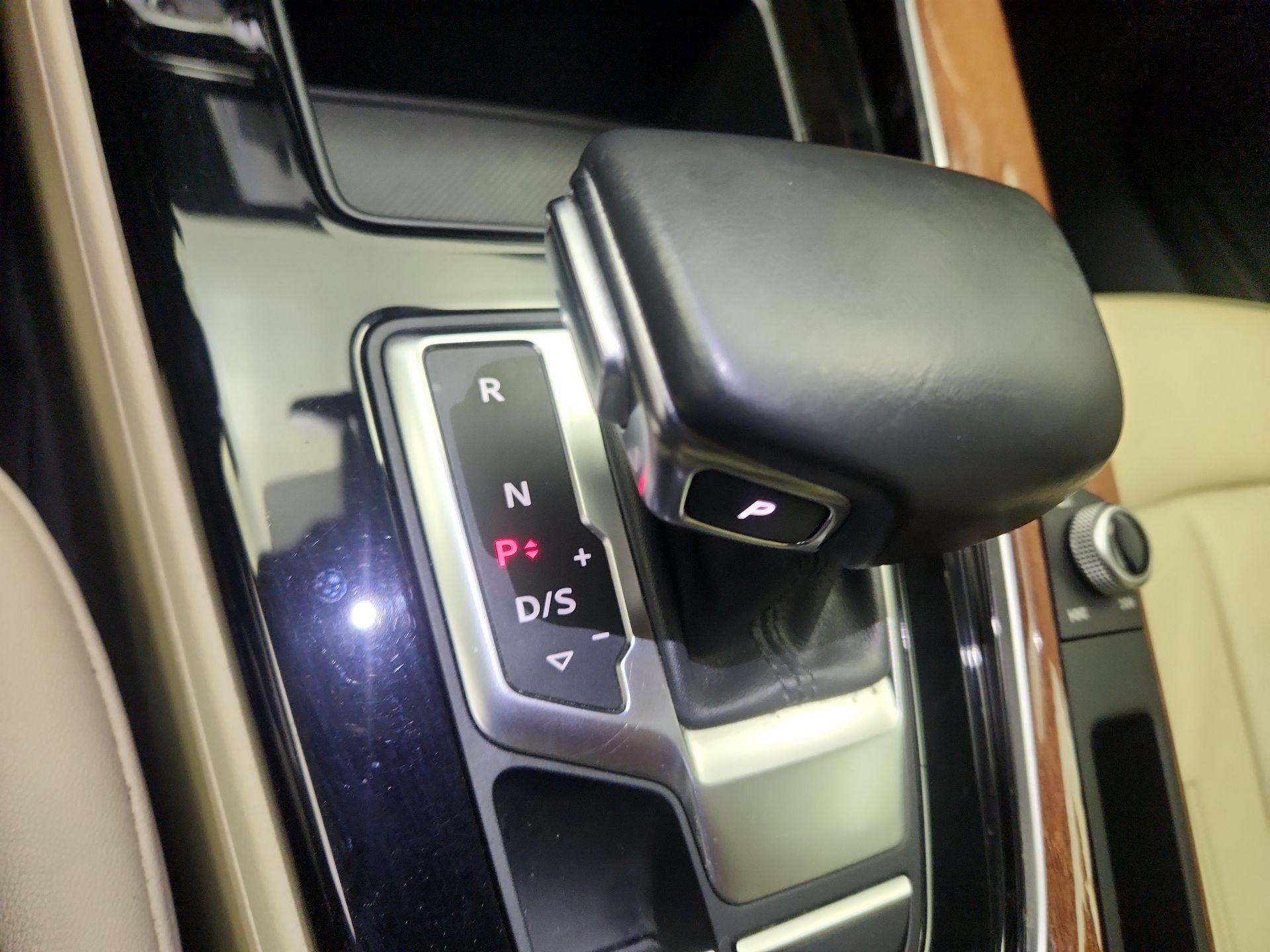 Thumbnail: 2020 Audi A4 - 17