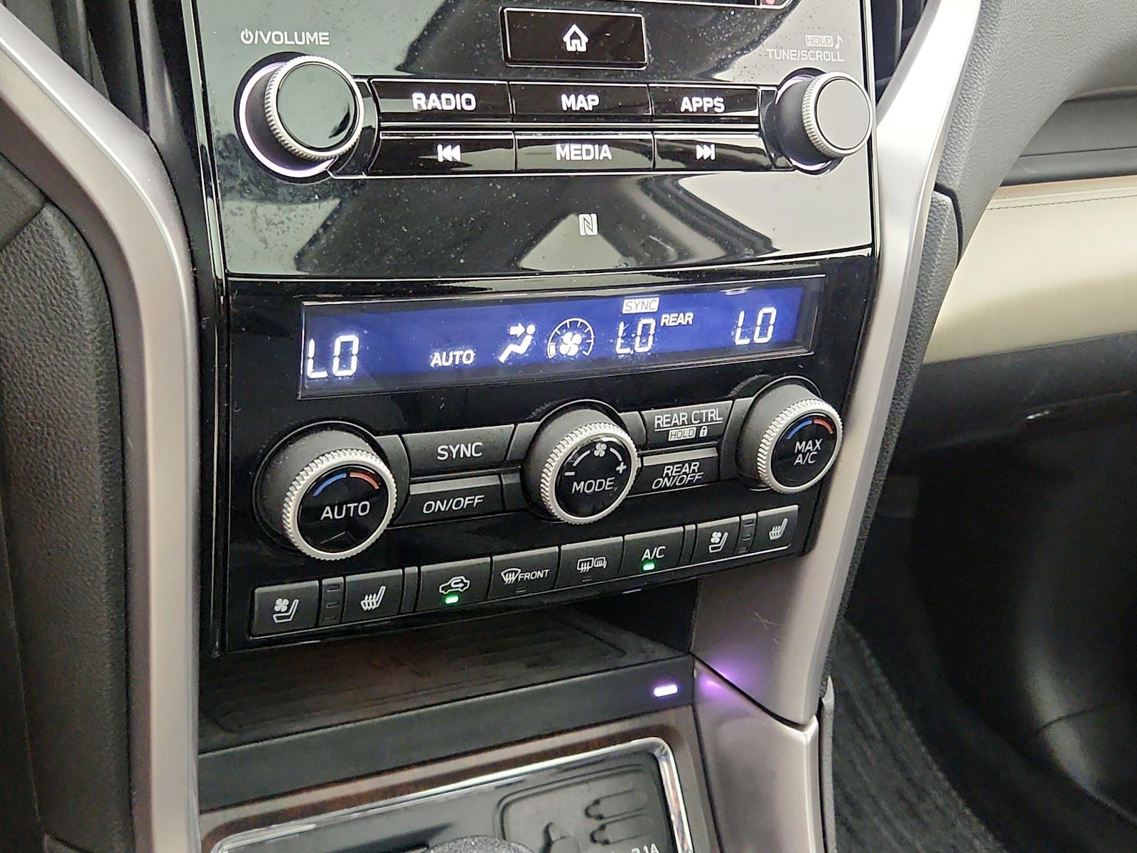 2021 Subaru Ascent Touring - Photo 18