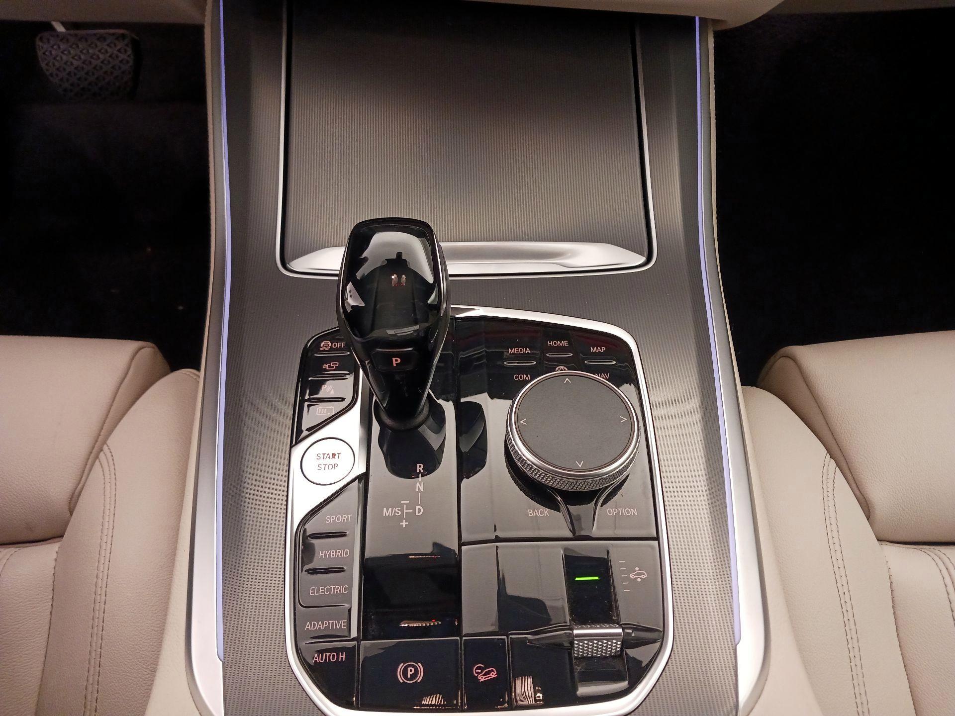 Thumbnail: 2021 BMW X5 - 18