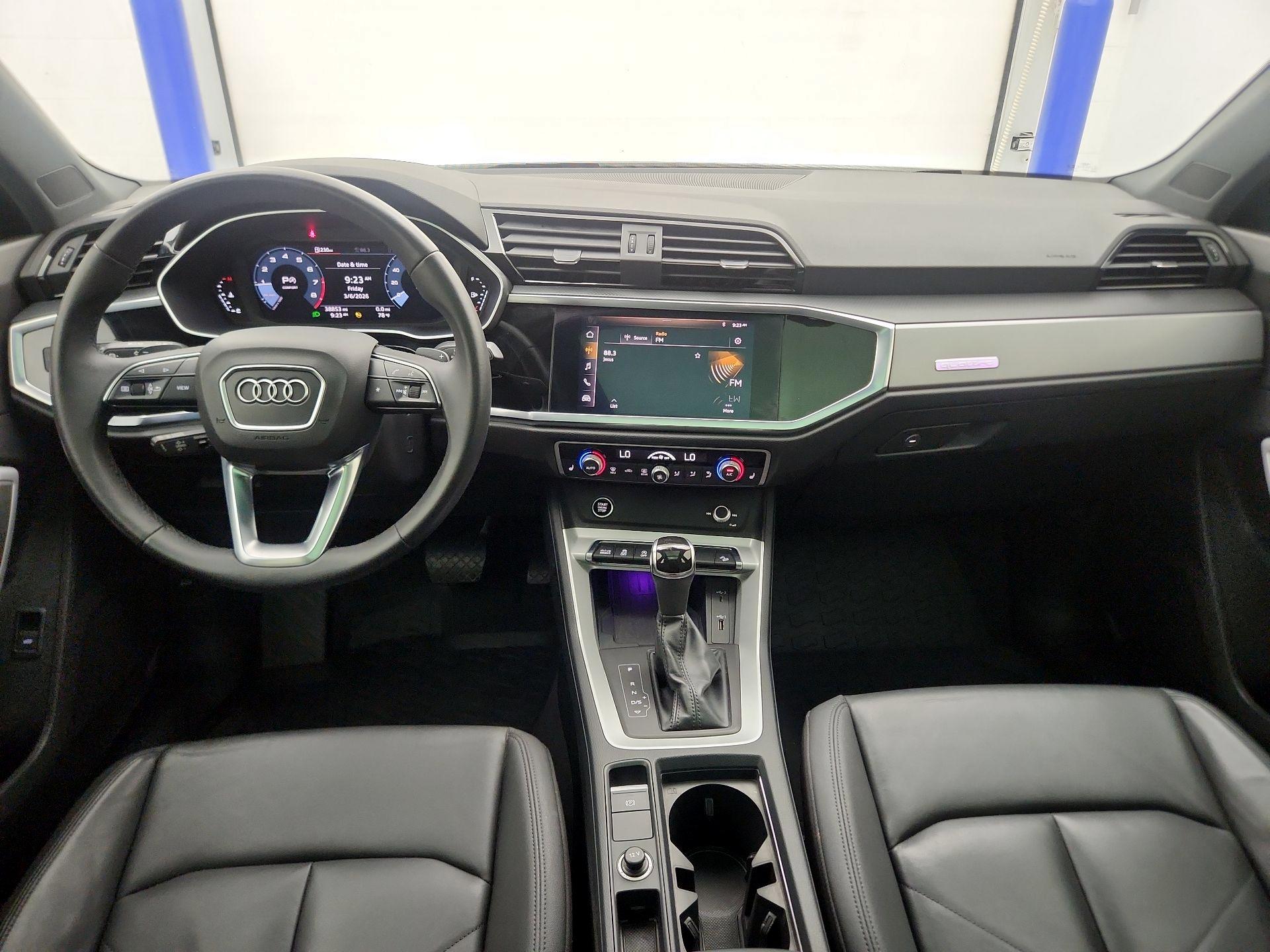 Thumbnail: 2021 Audi Q3 - 9