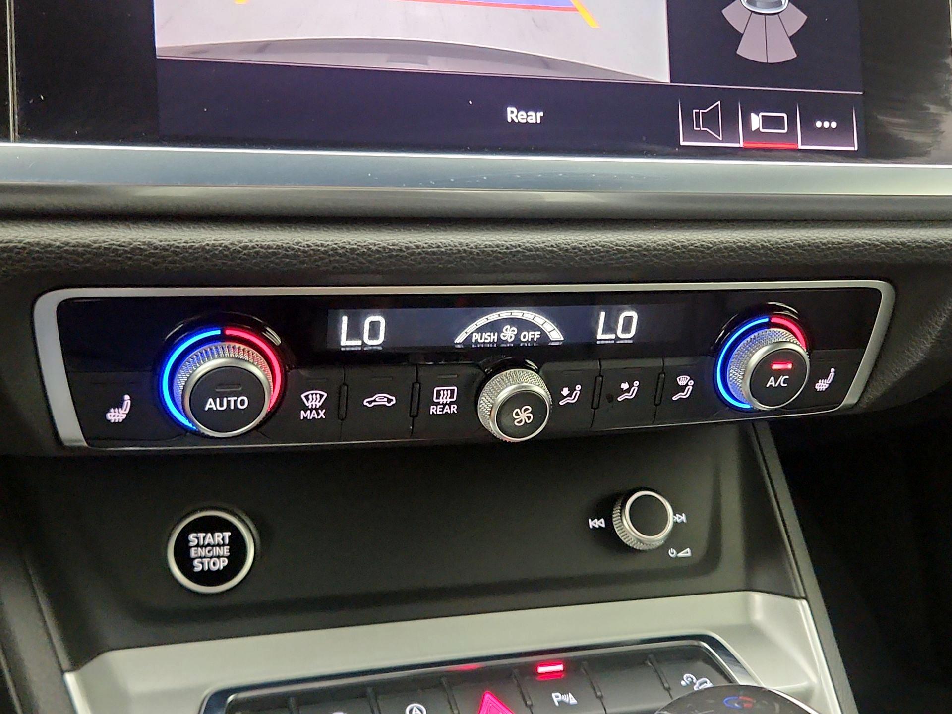 Thumbnail: 2021 Audi Q3 - 16