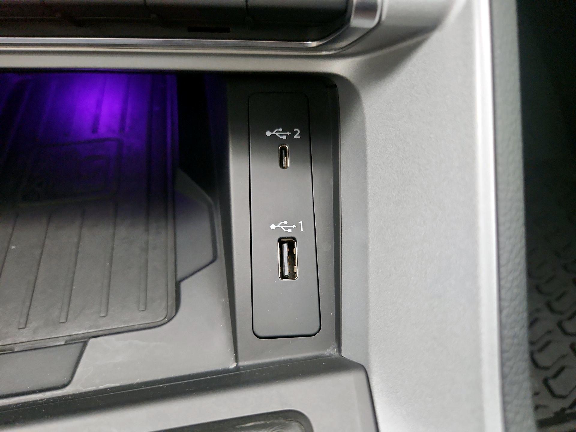 Thumbnail: 2021 Audi Q3 - 18