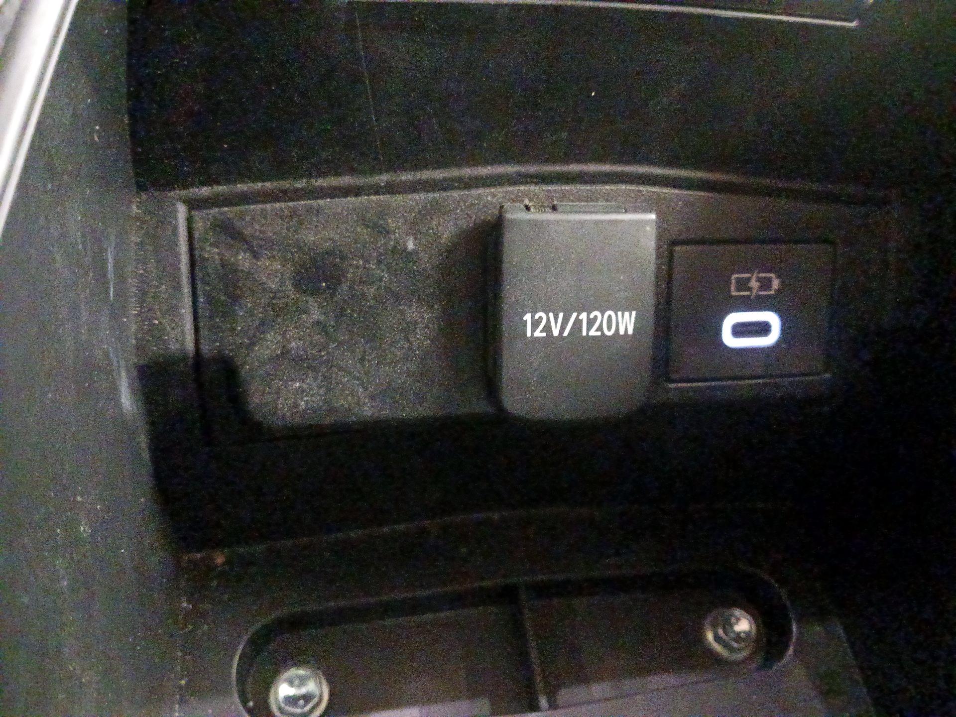 Thumbnail: 2024 Toyota Corolla - 19