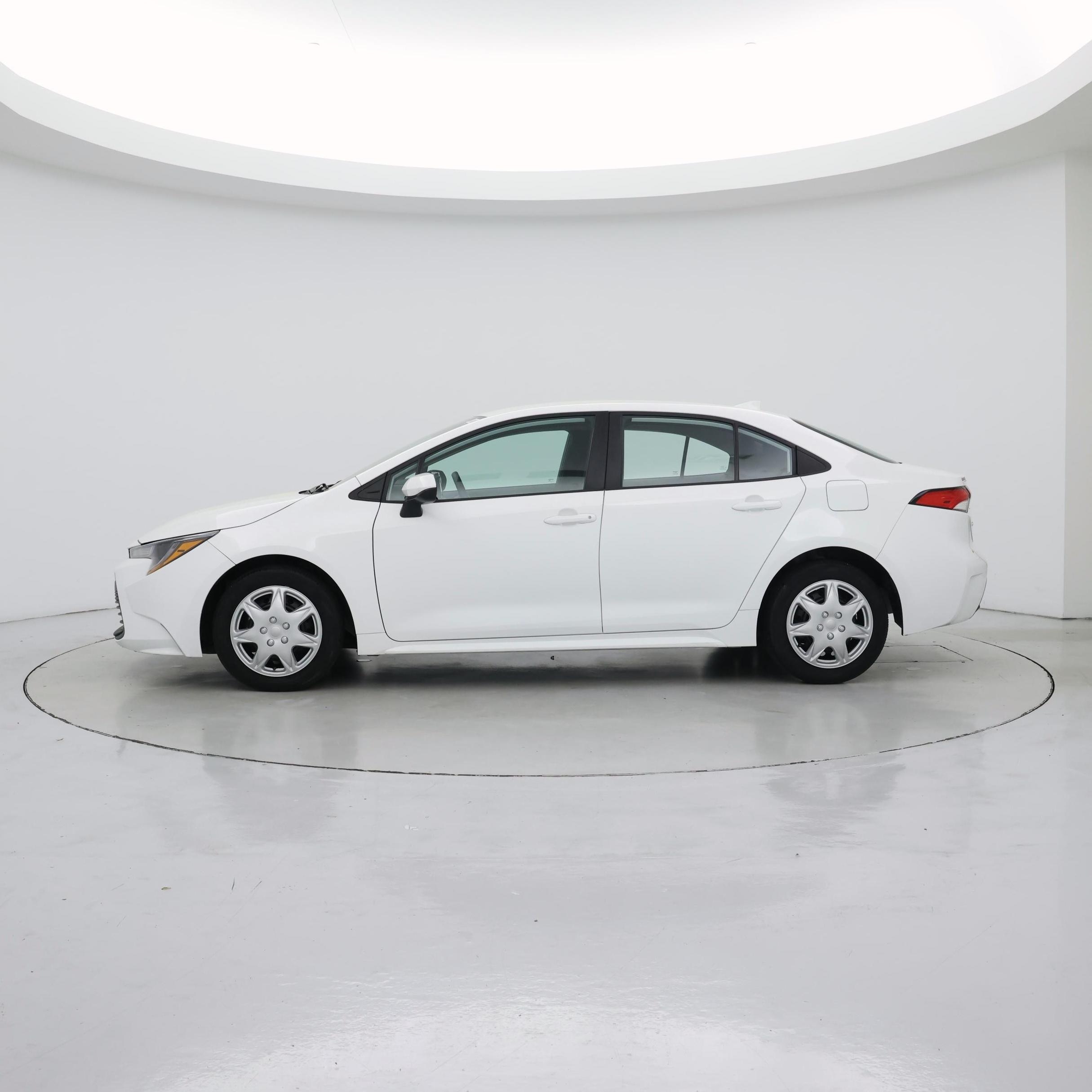 Thumbnail: 2024 Toyota Corolla - 3