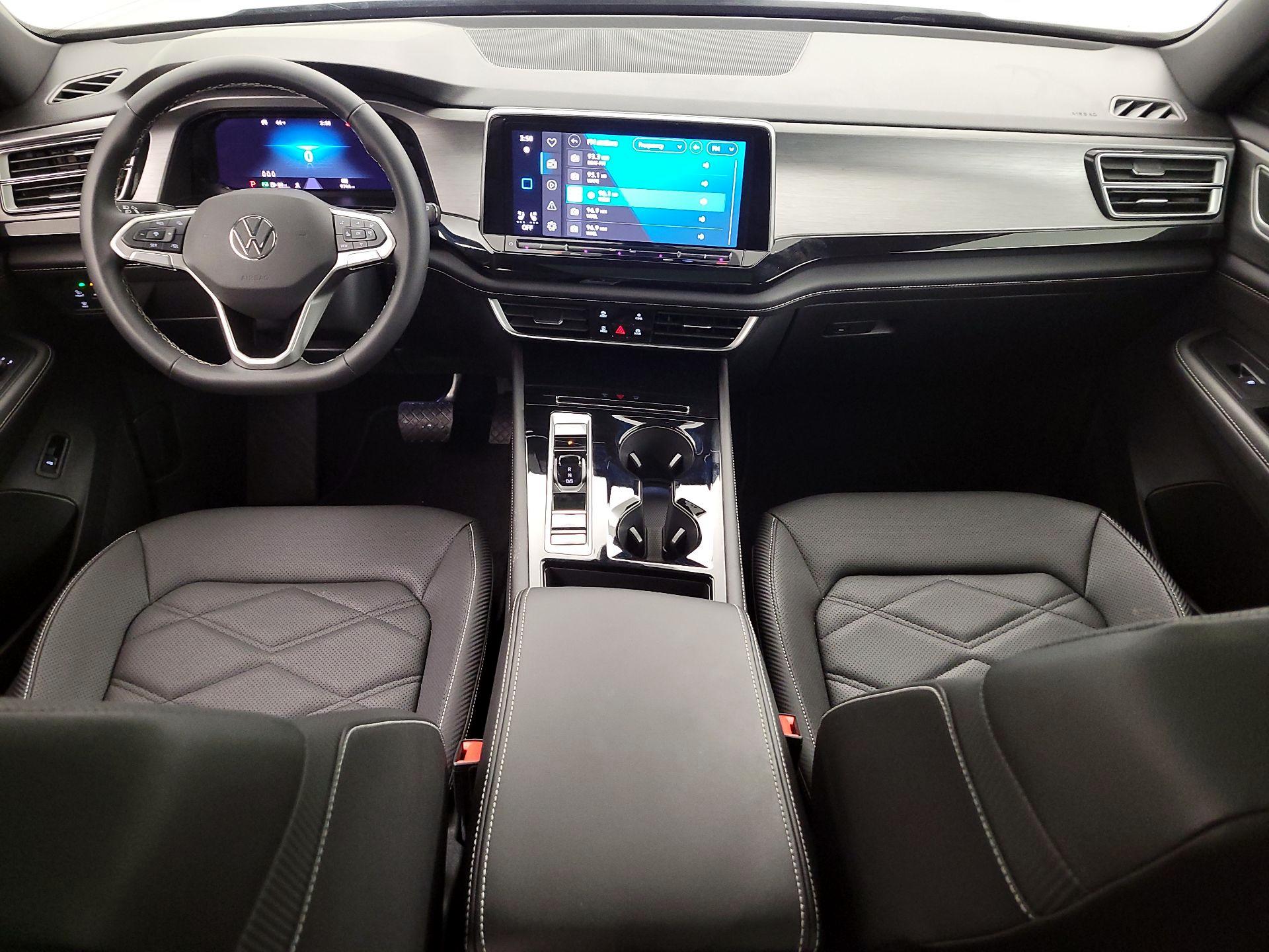 Thumbnail: 2025 Volkswagen Atlas - 9