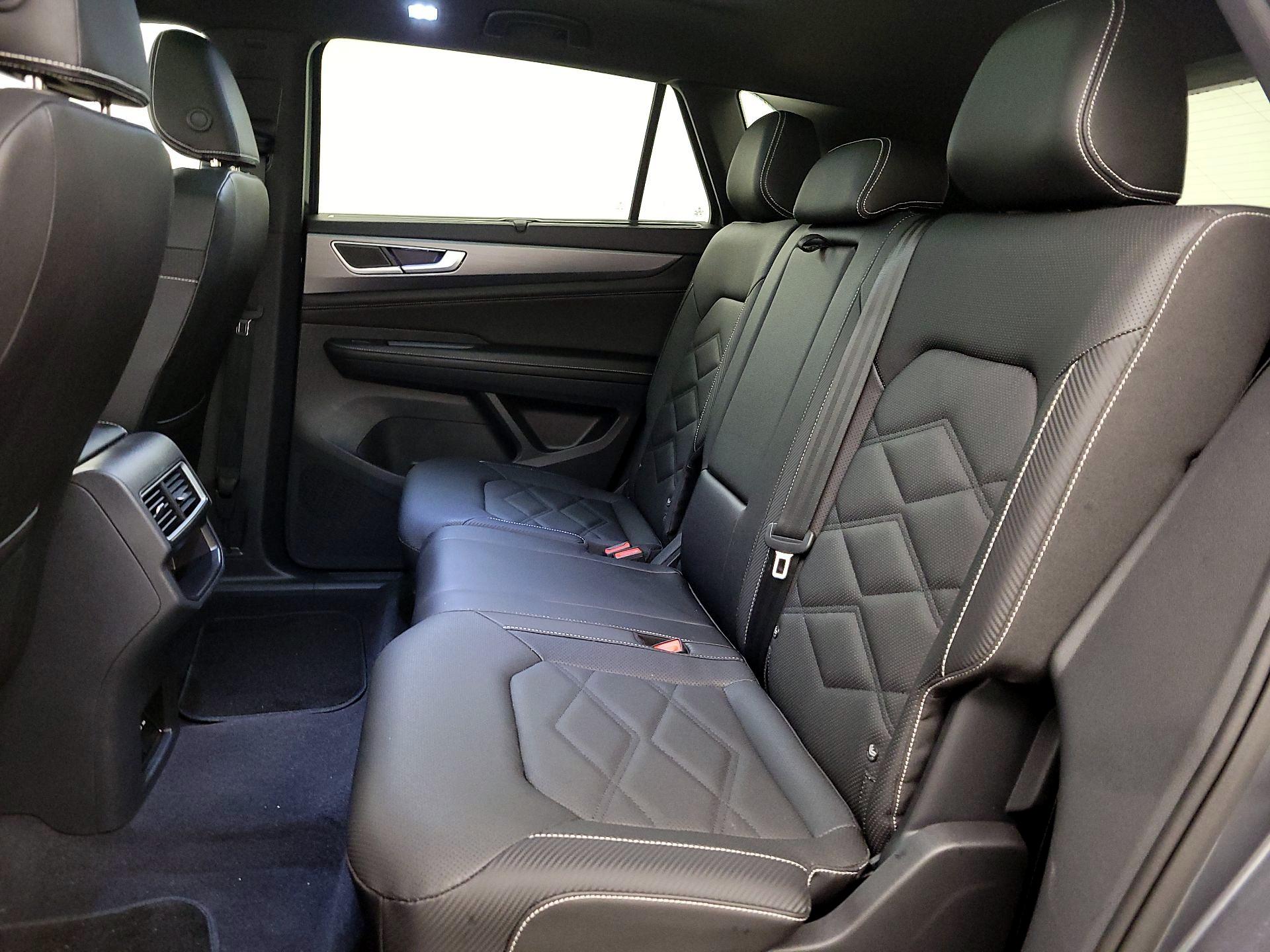 Thumbnail: 2025 Volkswagen Atlas - 20