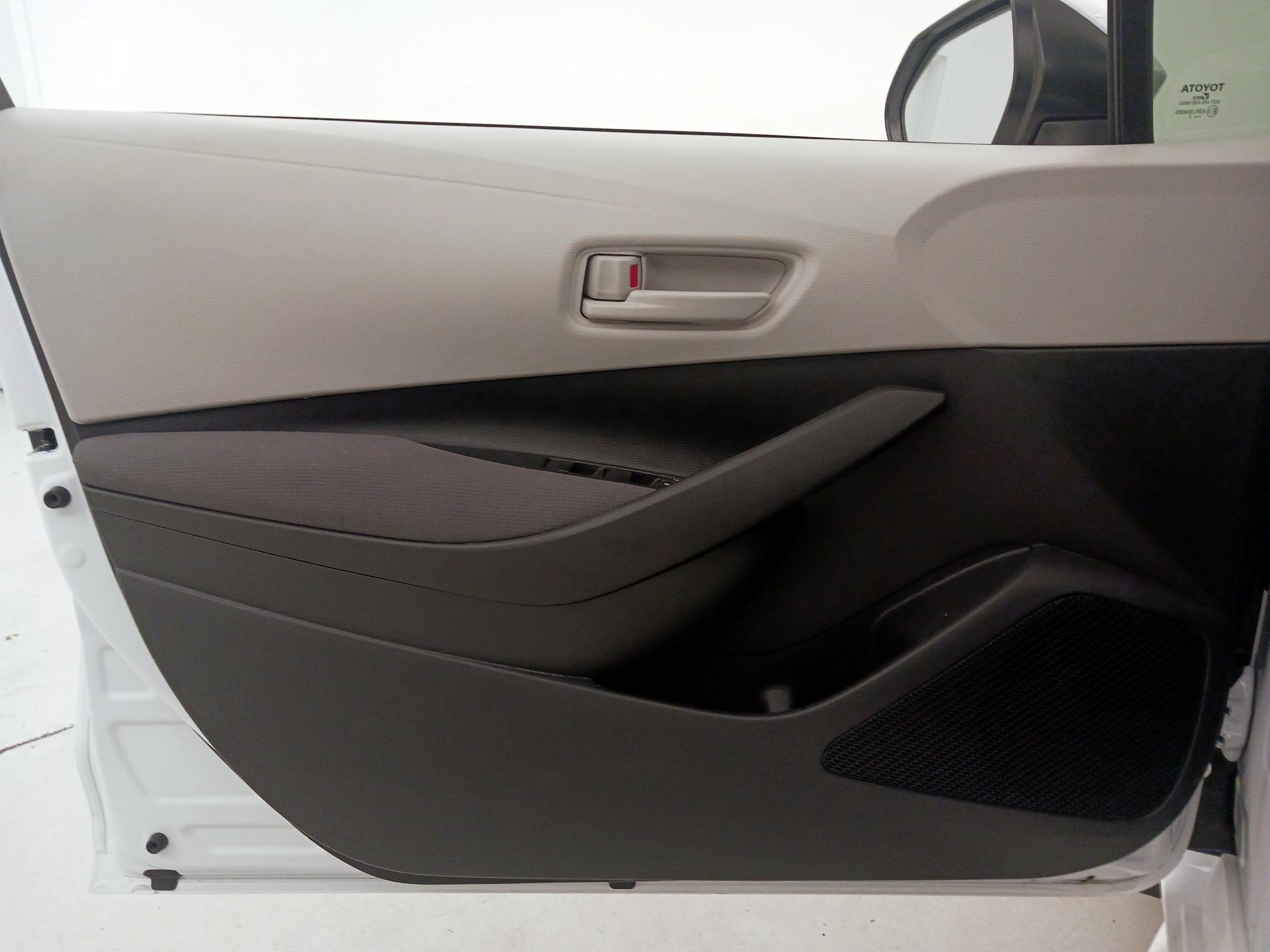 Thumbnail: 2025 Toyota Corolla - 12