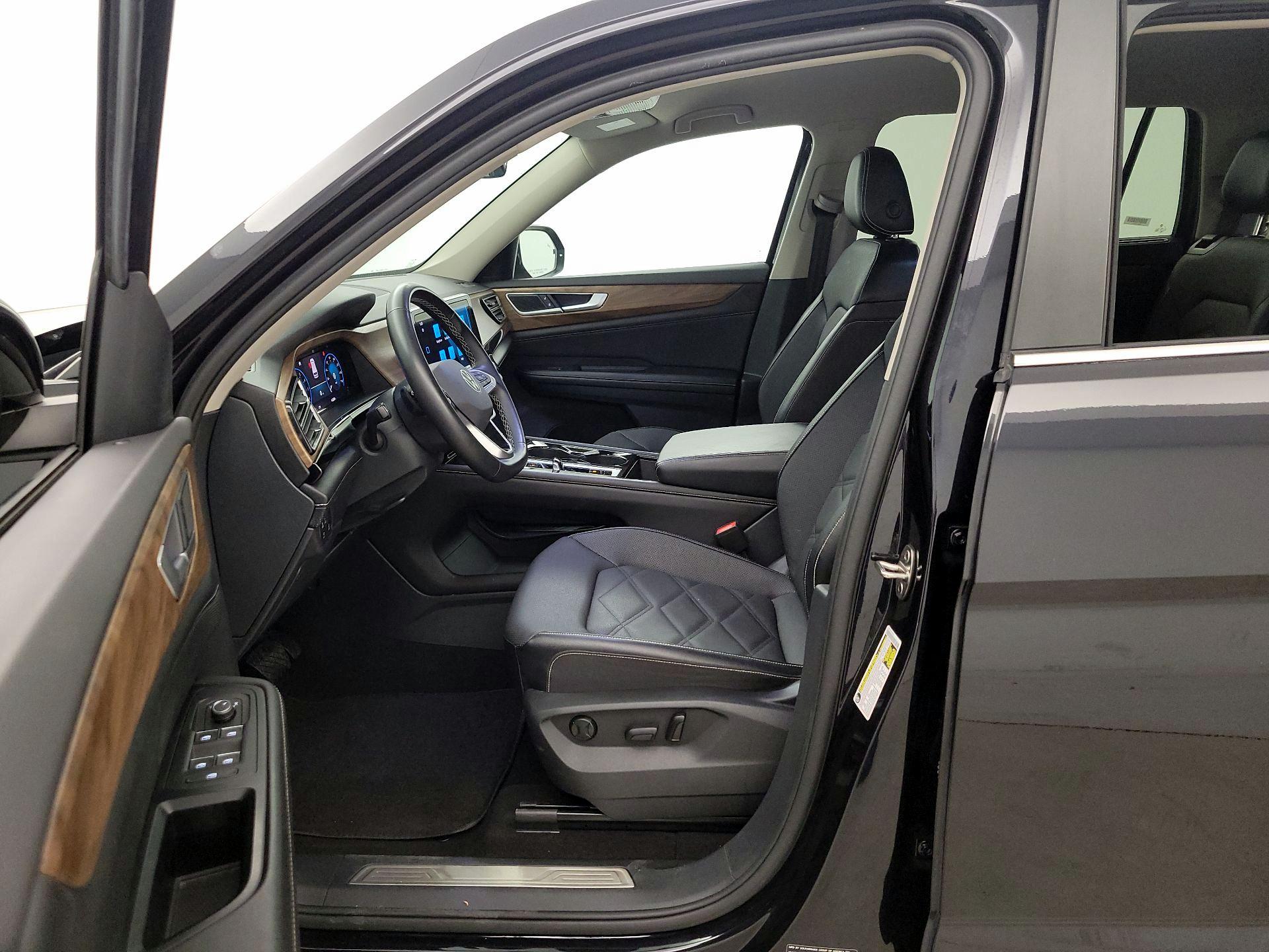 Thumbnail: 2024 Volkswagen Atlas - 11