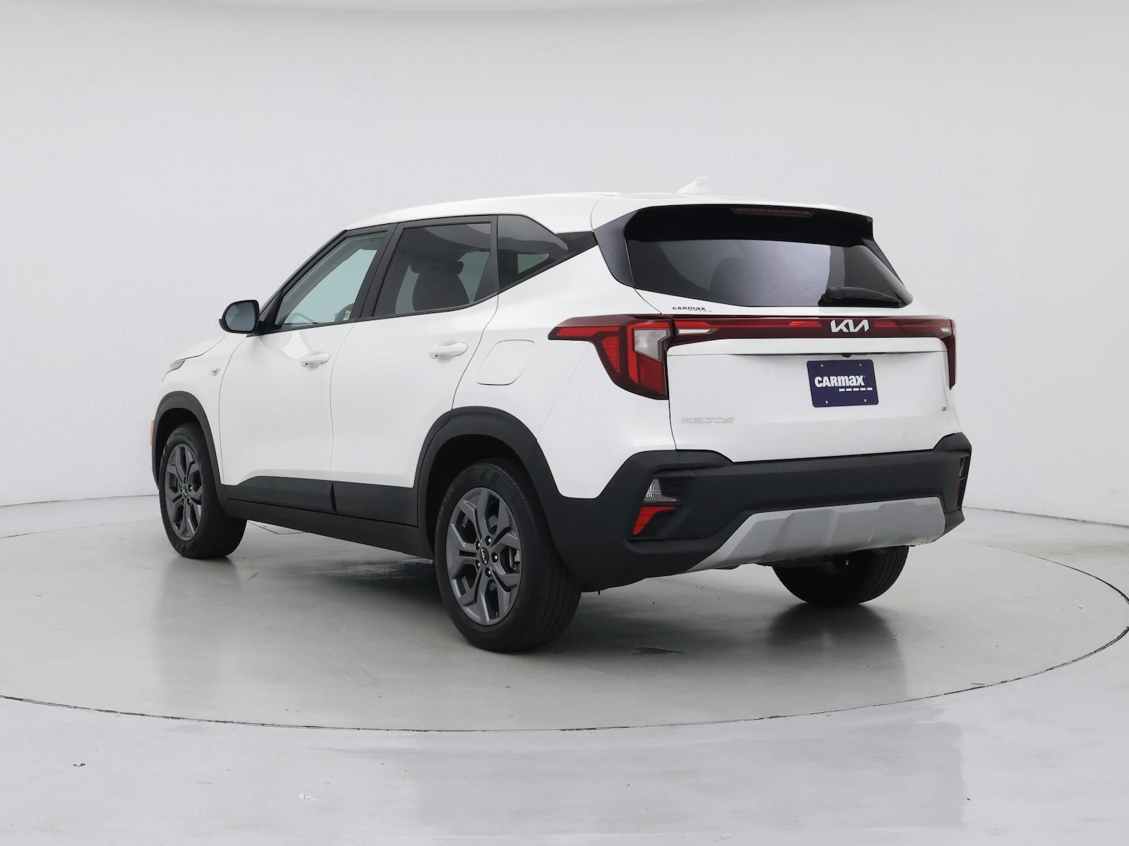 2024 Kia Seltos LX - Photo 3