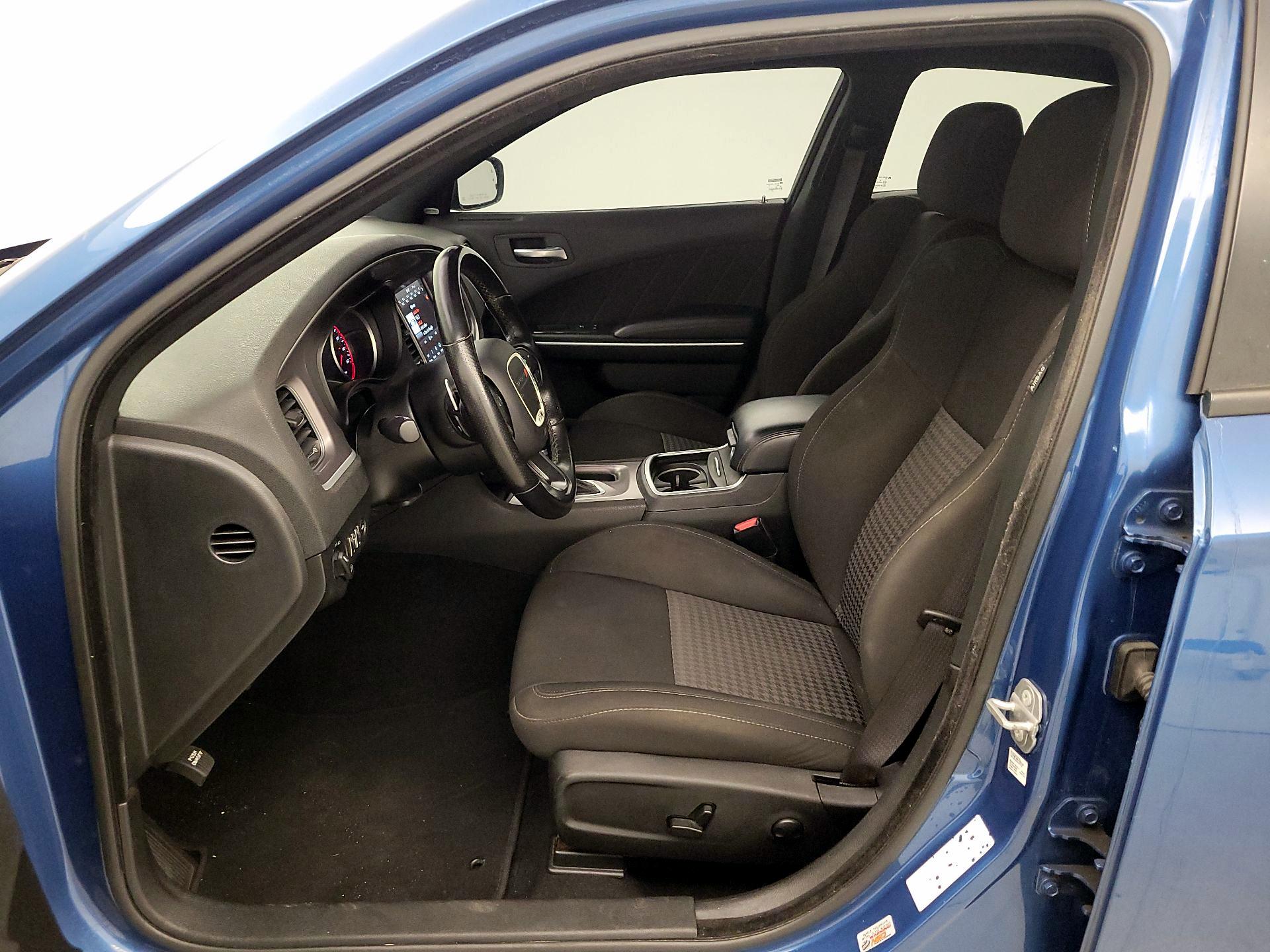 Thumbnail: 2022 Dodge Charger - 11