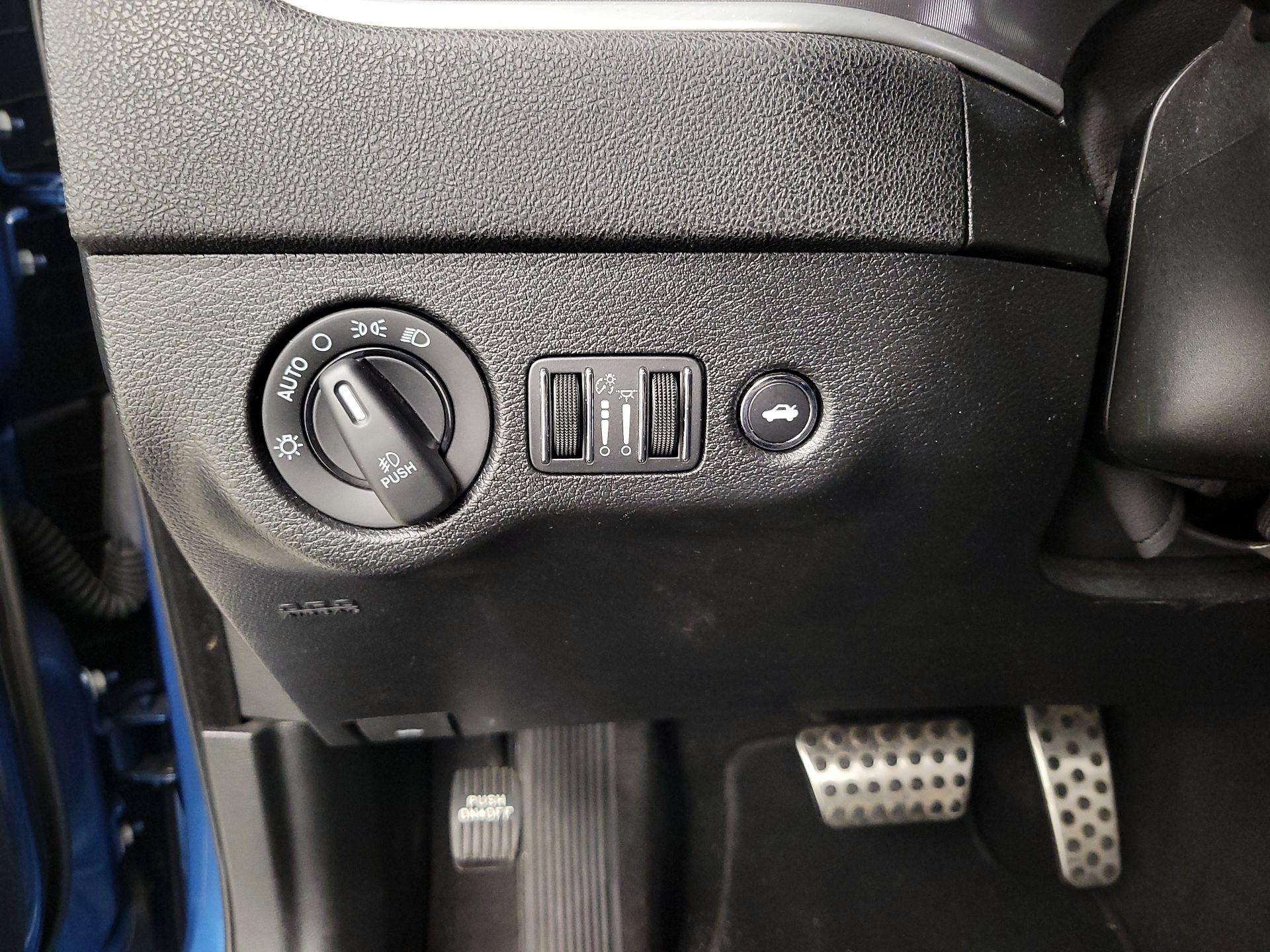 Thumbnail: 2022 Dodge Charger - 13