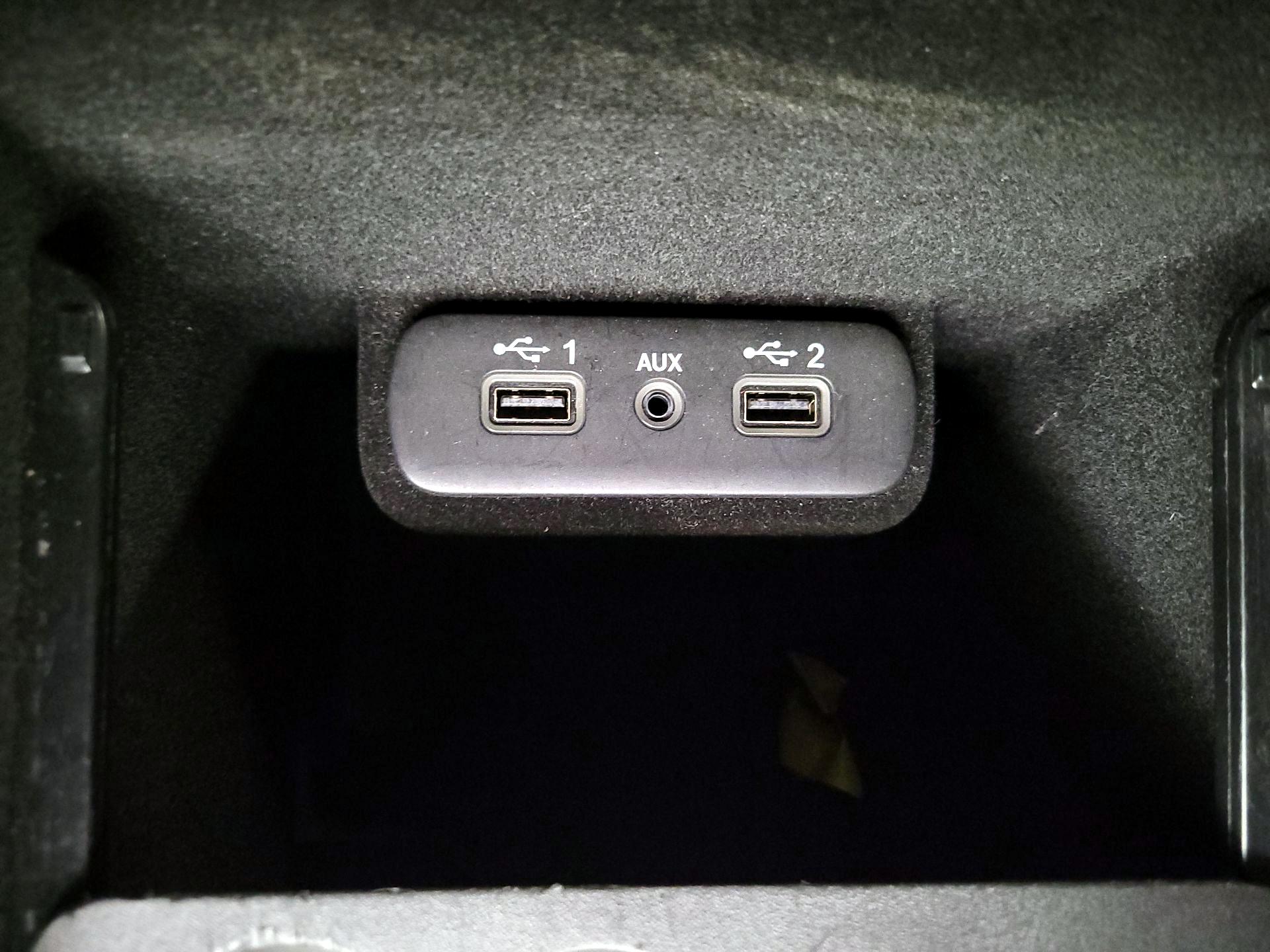 Thumbnail: 2022 Dodge Charger - 18