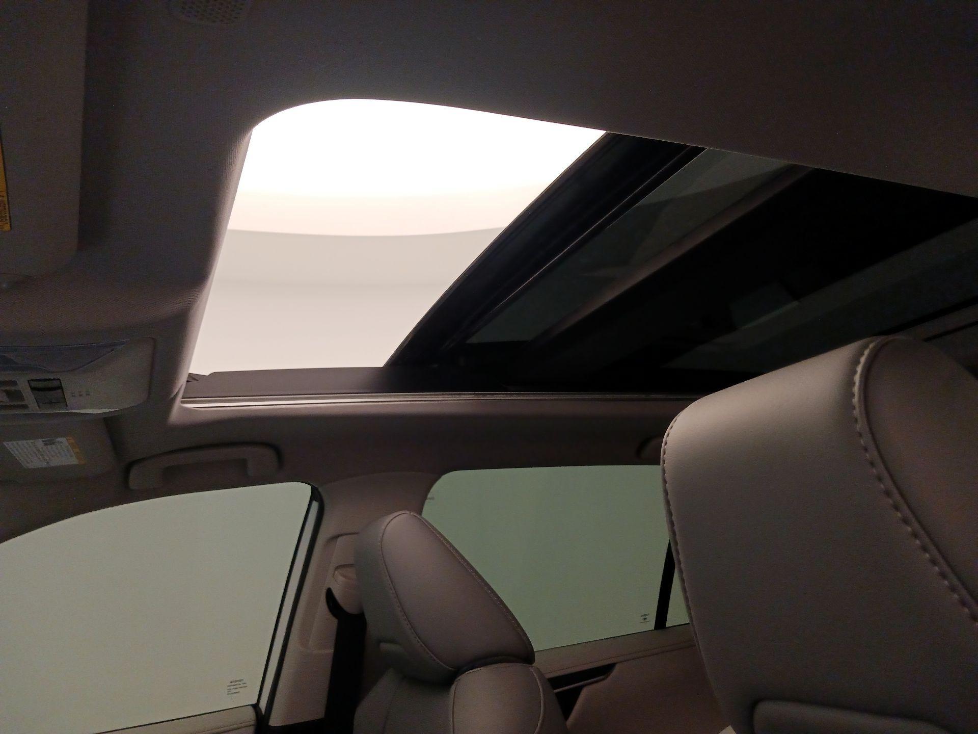 Thumbnail: 2024 Toyota RAV4 - 19