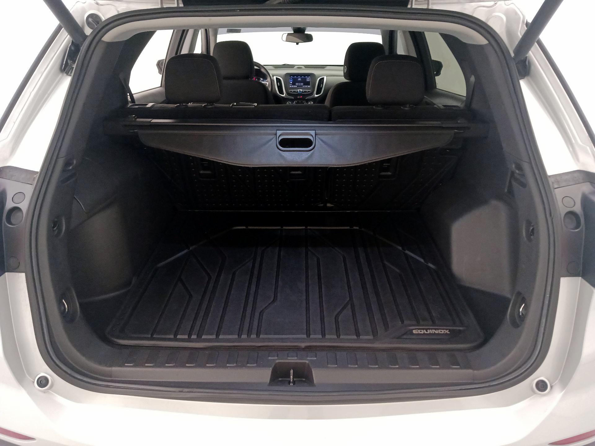 Thumbnail: 2022 Chevrolet Equinox - 20