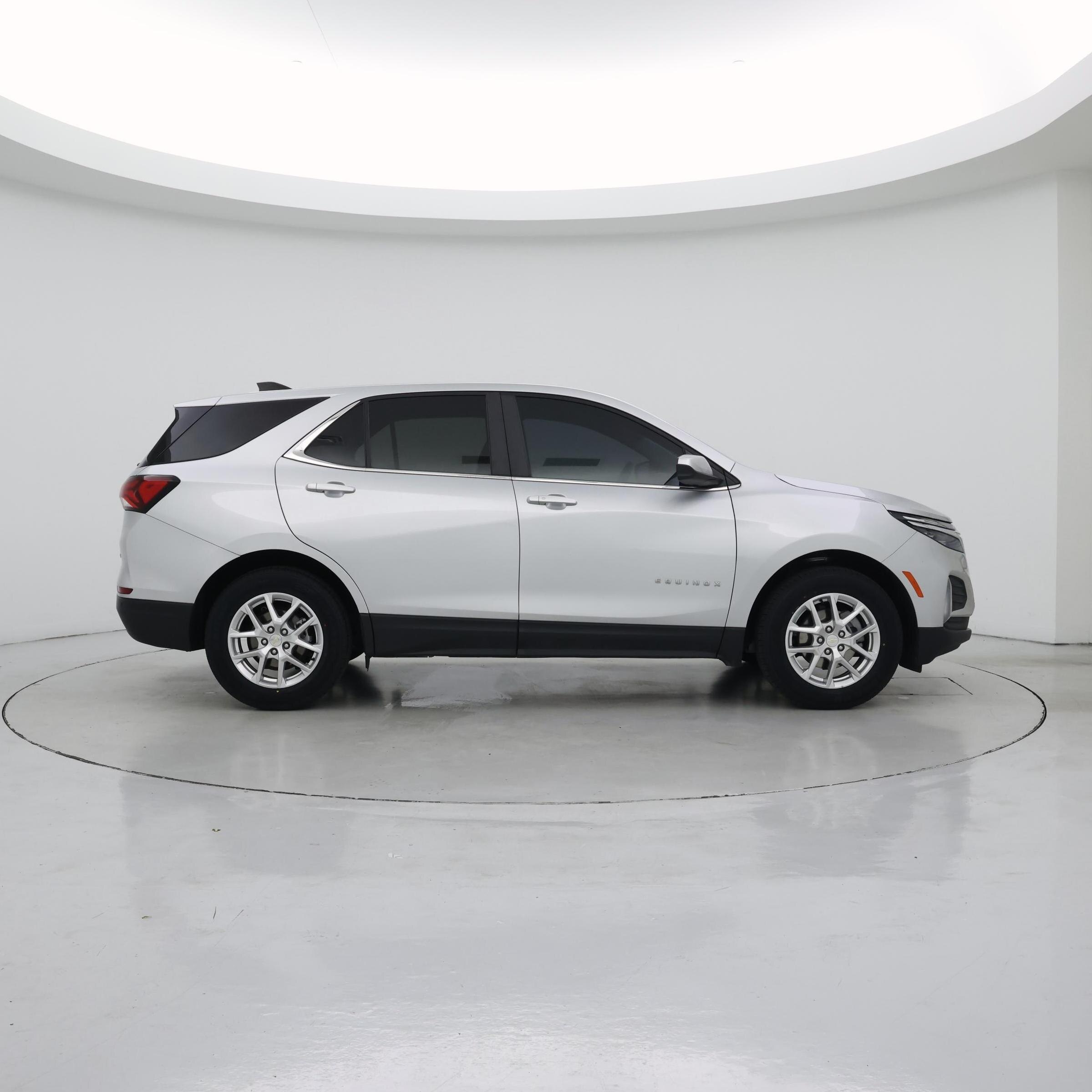 Thumbnail: 2022 Chevrolet Equinox - 7