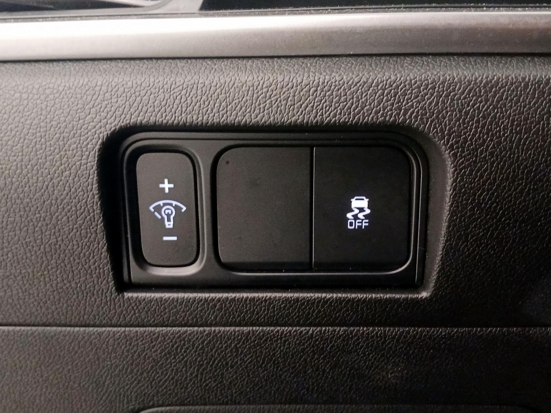 Thumbnail: 2024 Kia Sorento - 13