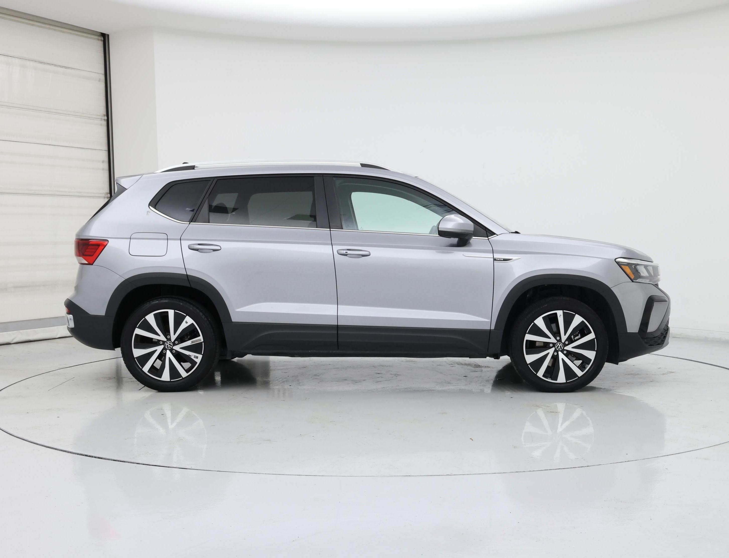 Thumbnail: 2024 Volkswagen Taos - 7