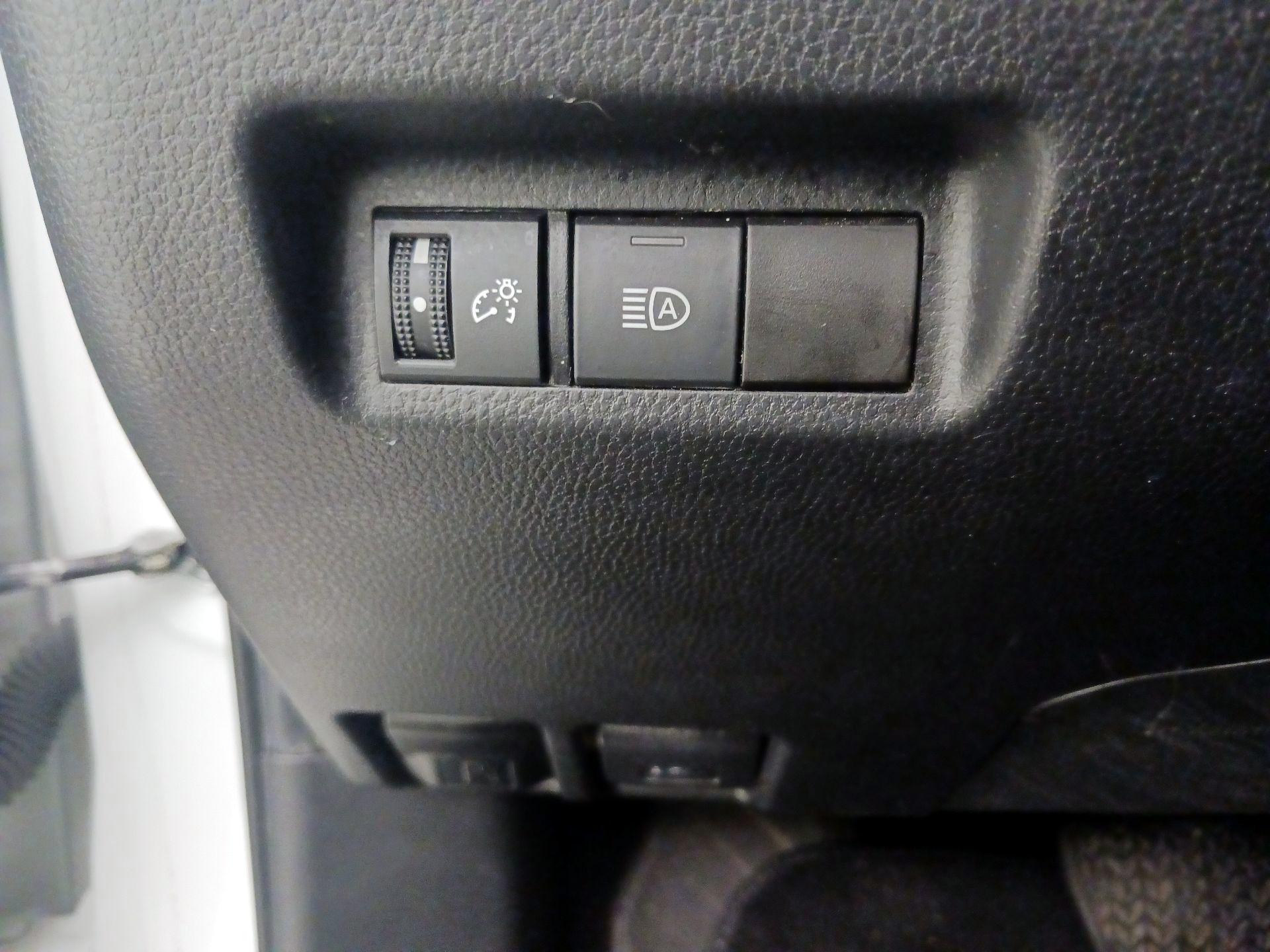 Thumbnail: 2023 Toyota RAV4 - 13