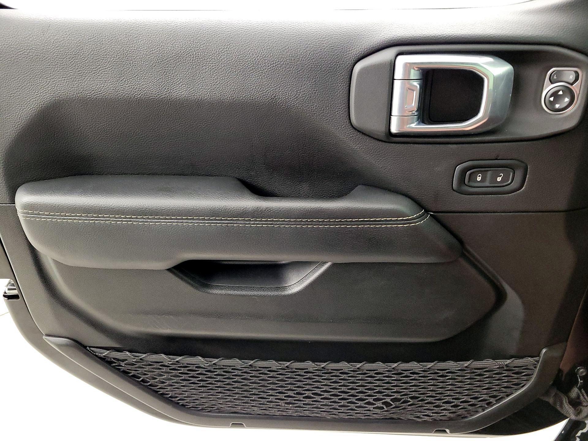 Thumbnail: 2022 Jeep Wrangler - 12