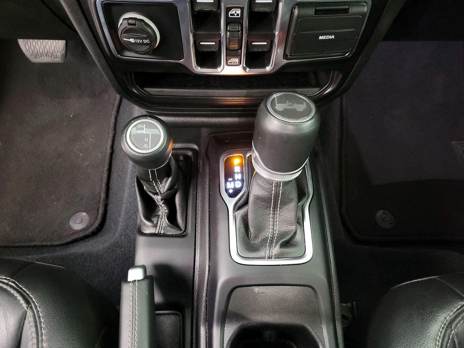 Thumbnail: 2022 Jeep Wrangler - 18