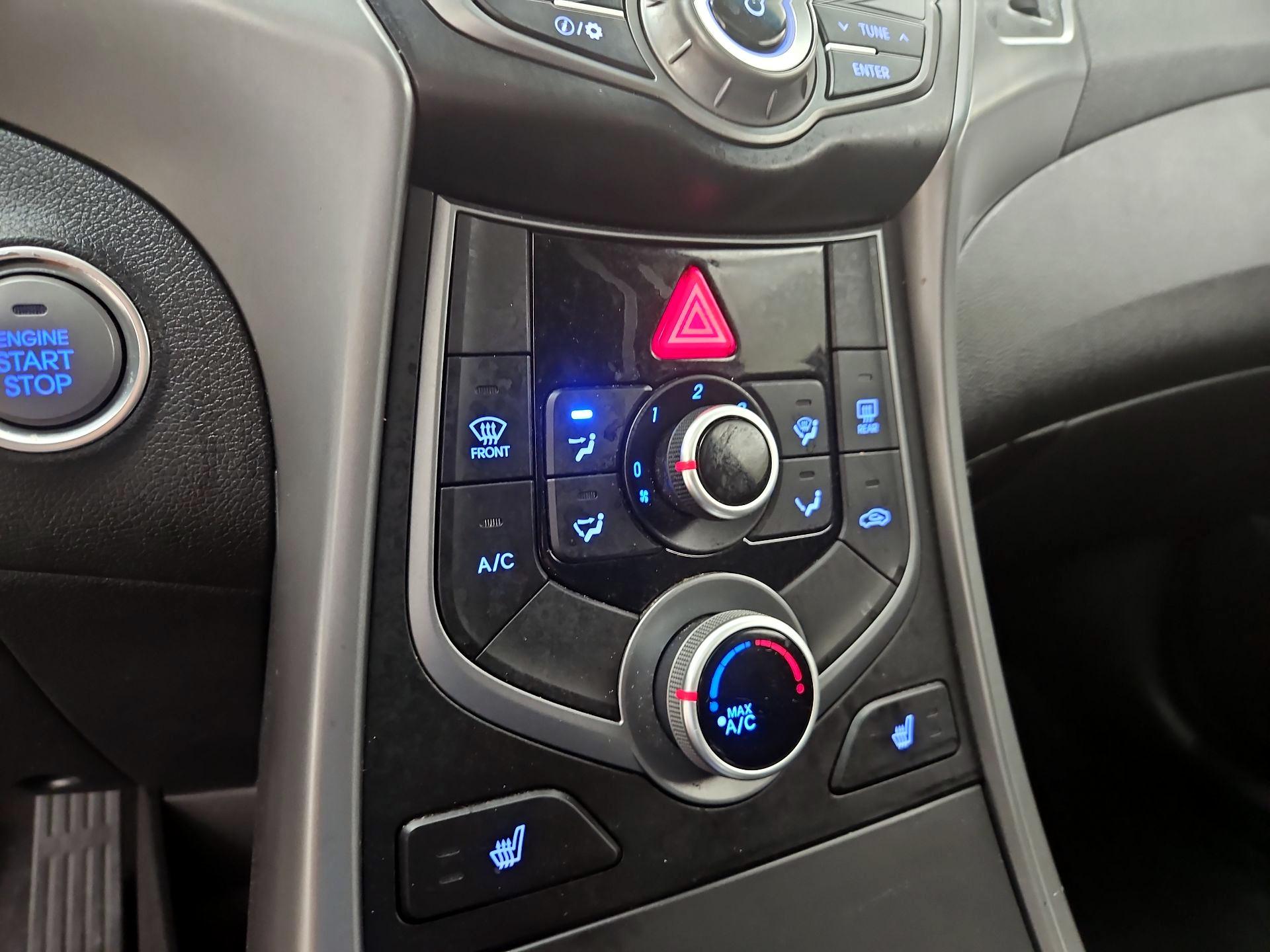 Thumbnail: 2014 Hyundai Elantra - 17