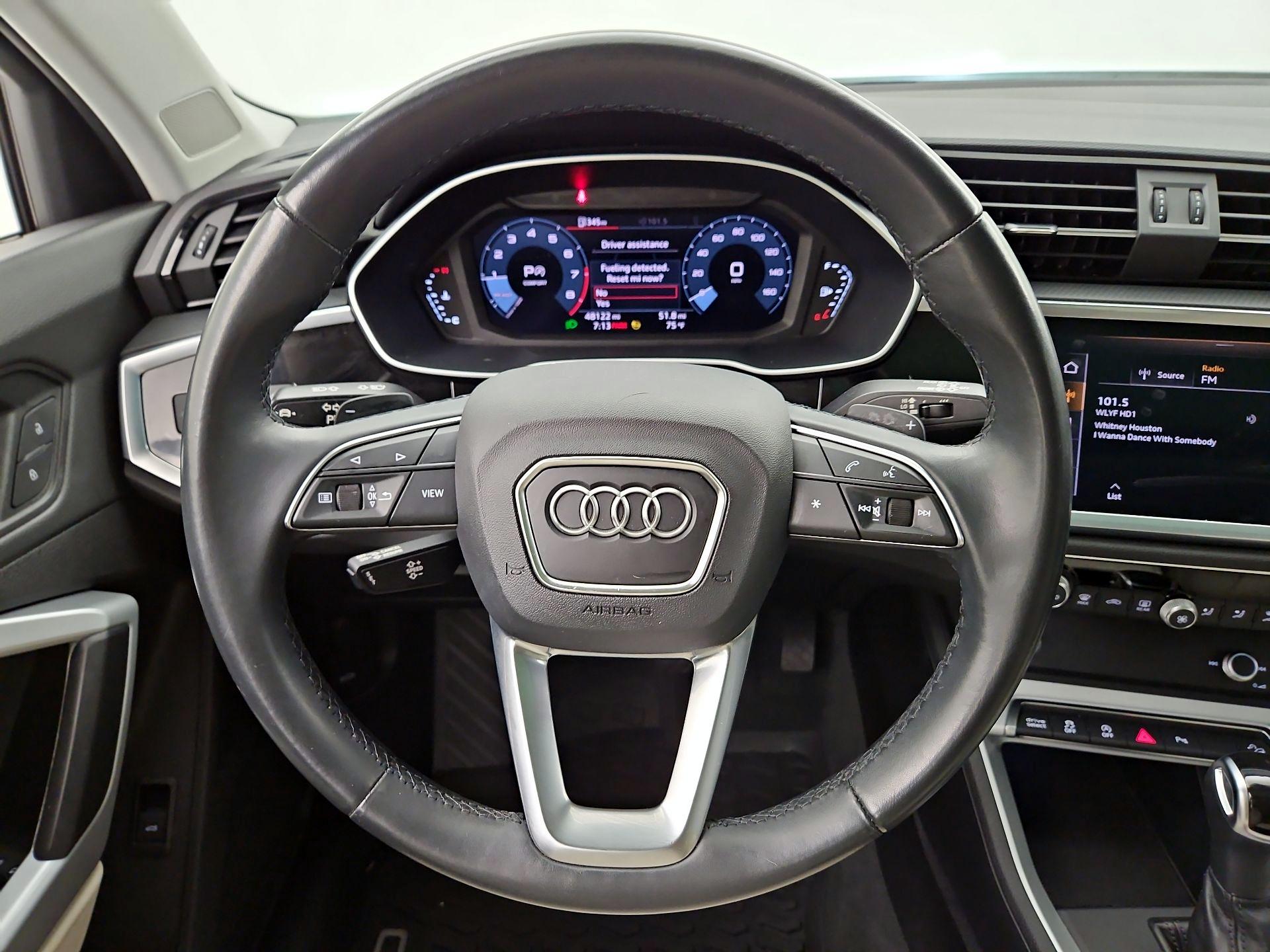 Thumbnail: 2021 Audi Q3 - 10
