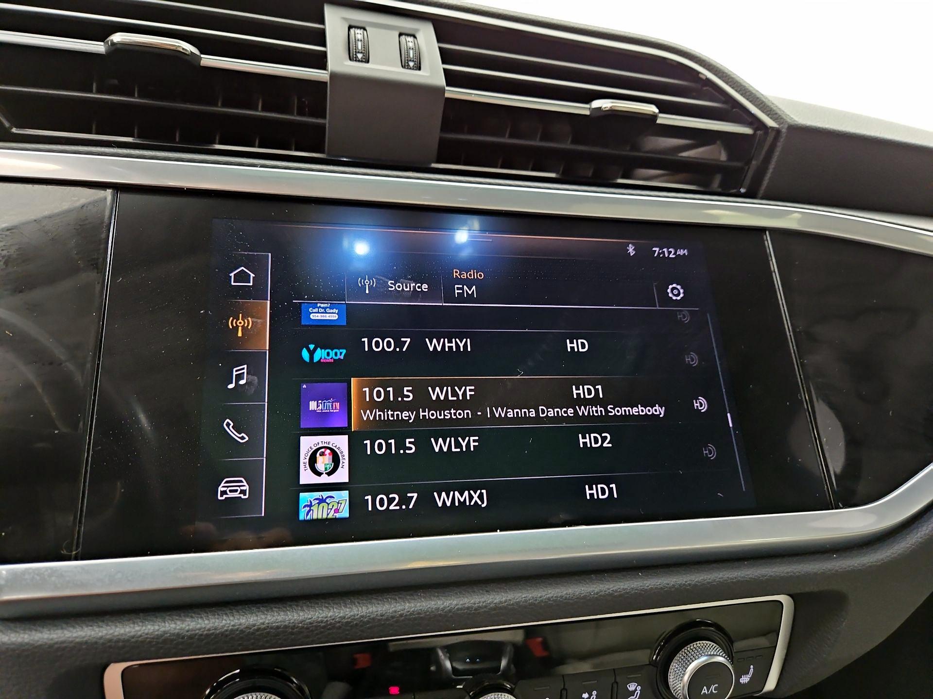 Thumbnail: 2021 Audi Q3 - 14