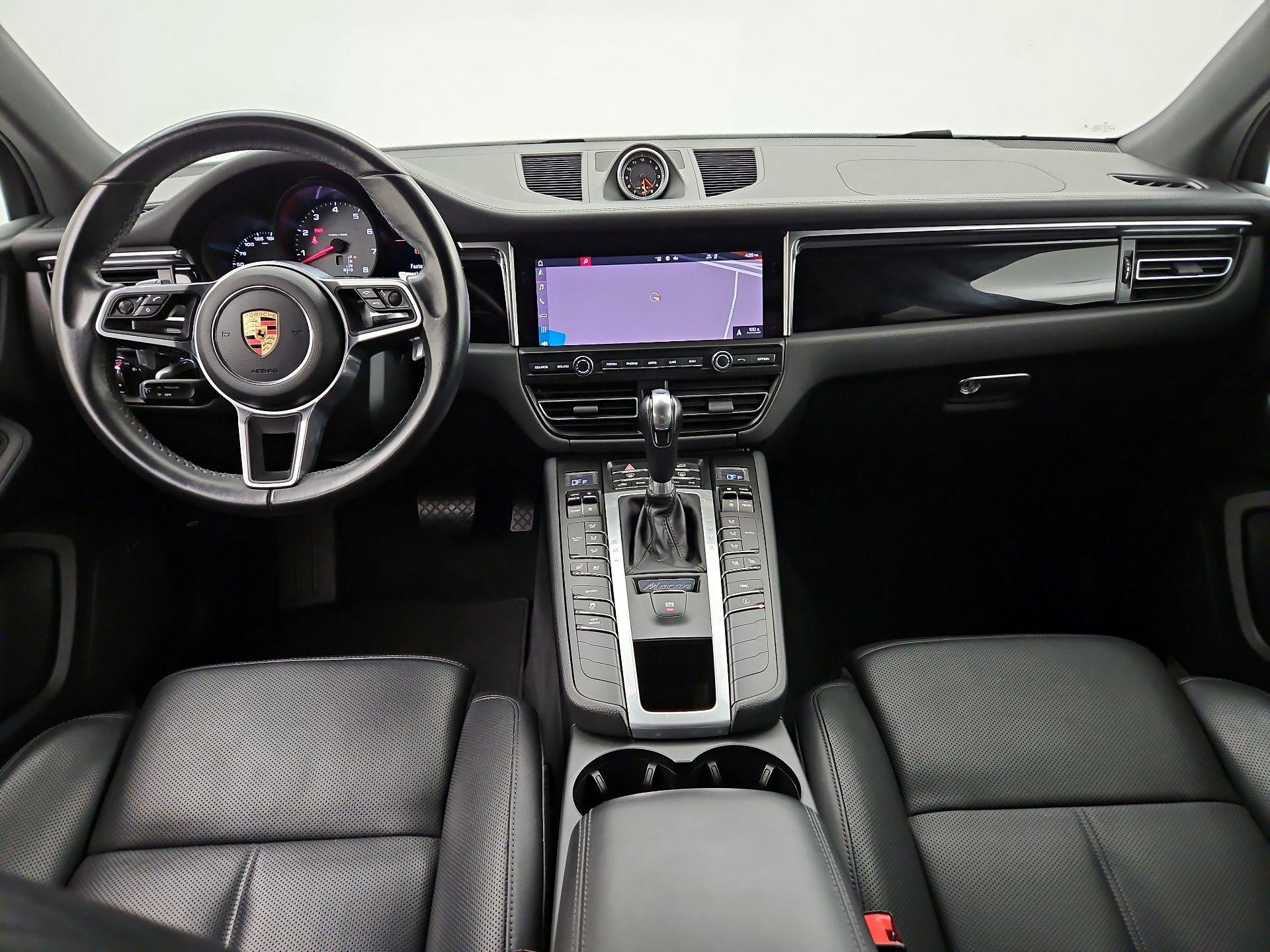 Thumbnail: 2020 Porsche Macan - 9