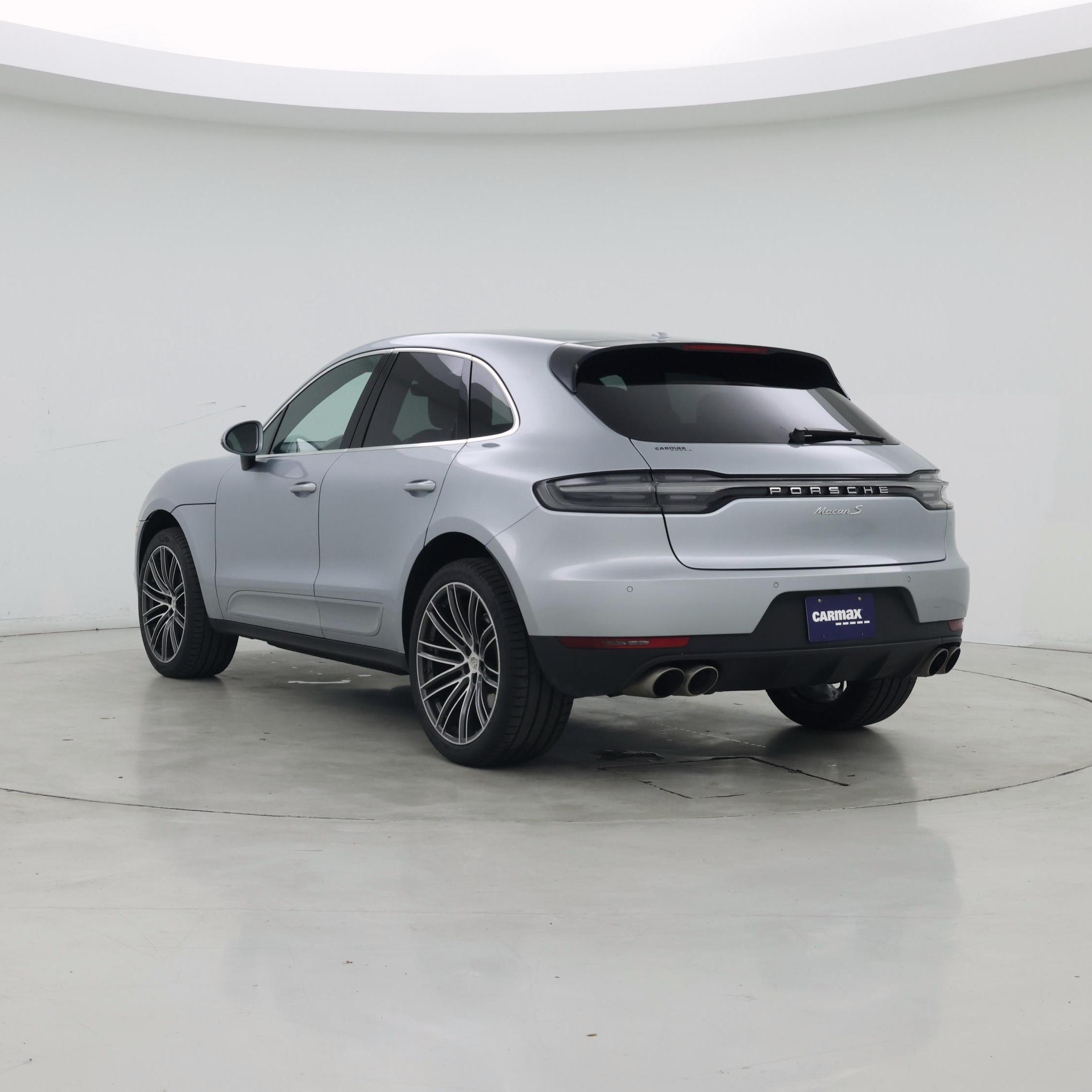 Thumbnail: 2020 Porsche Macan - 2